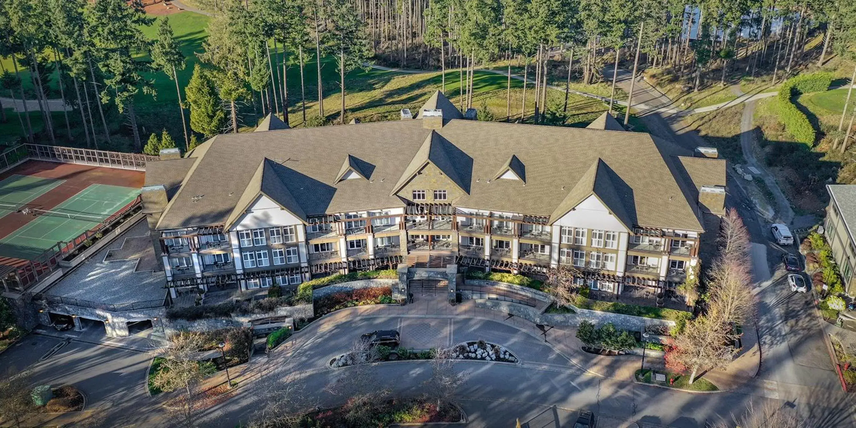Property building, Bird's-eye View in Fairways Hotel on the Mountain