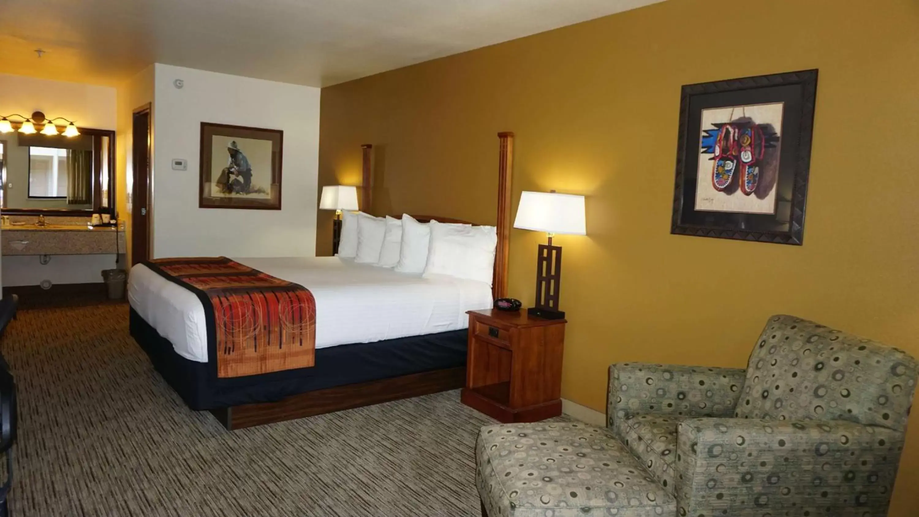 Photo of the whole room, Bed in Best Western Grande River Inn & Suites