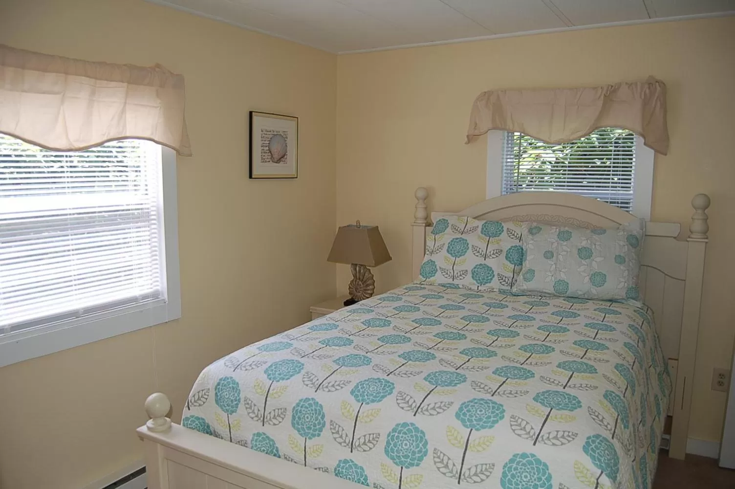 Bed in Ledges By the Bay