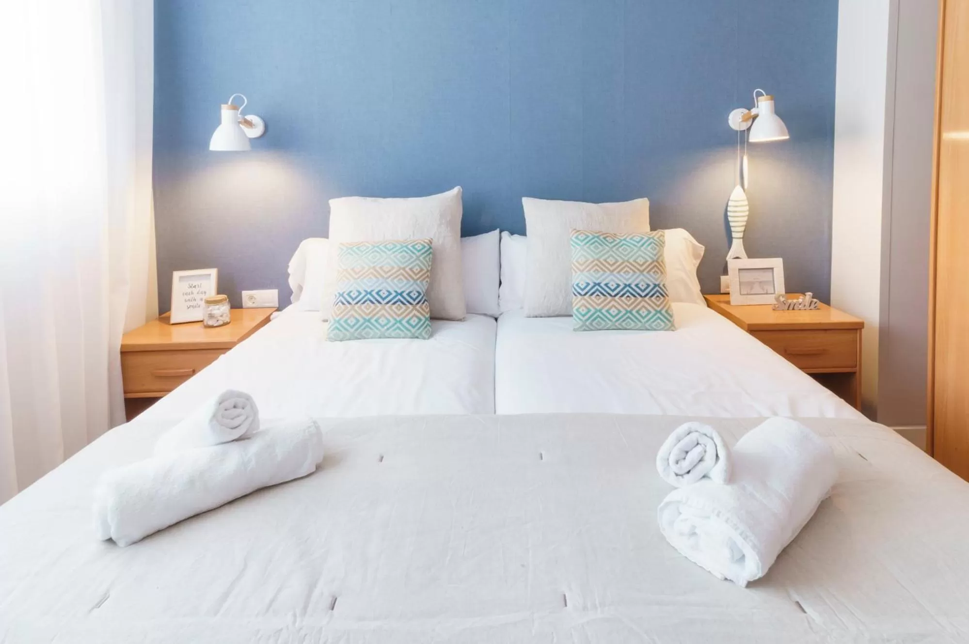 Bedroom, Bed in BYPILLOW Mumm