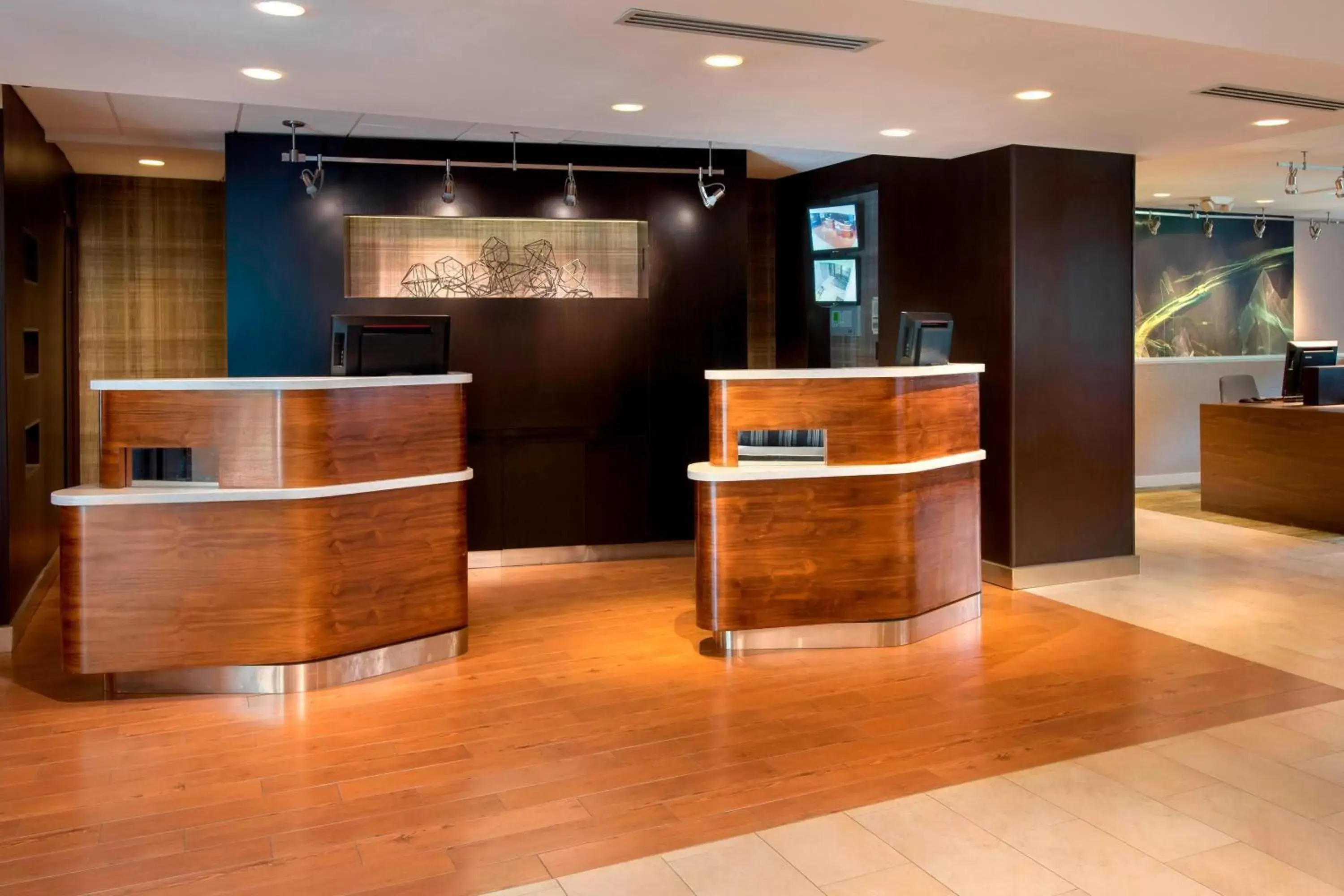 Lobby or reception, Lobby/Reception in Courtyard by Marriott Norwalk