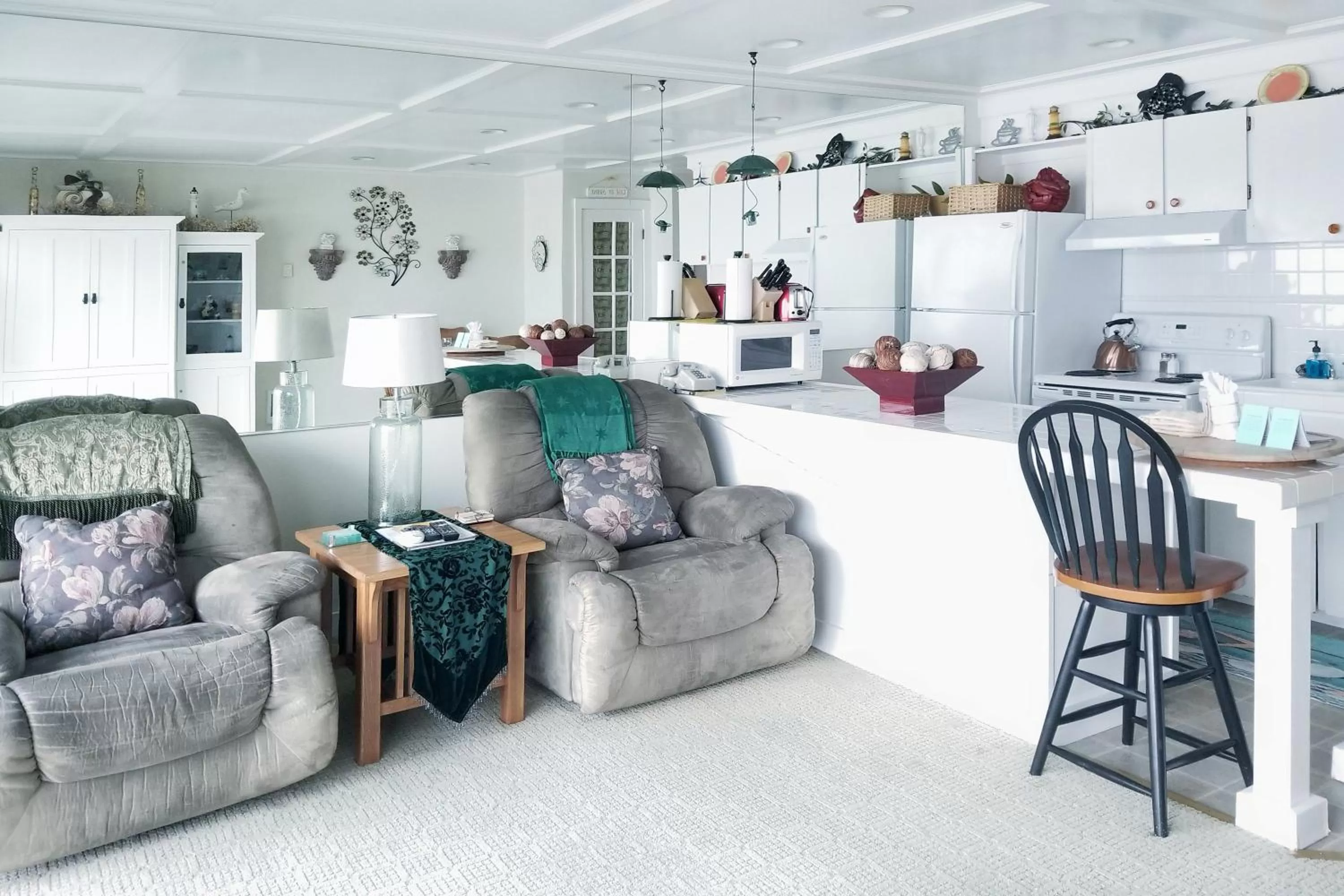 Kitchen or kitchenette in Ocean Terrace Condominiums
