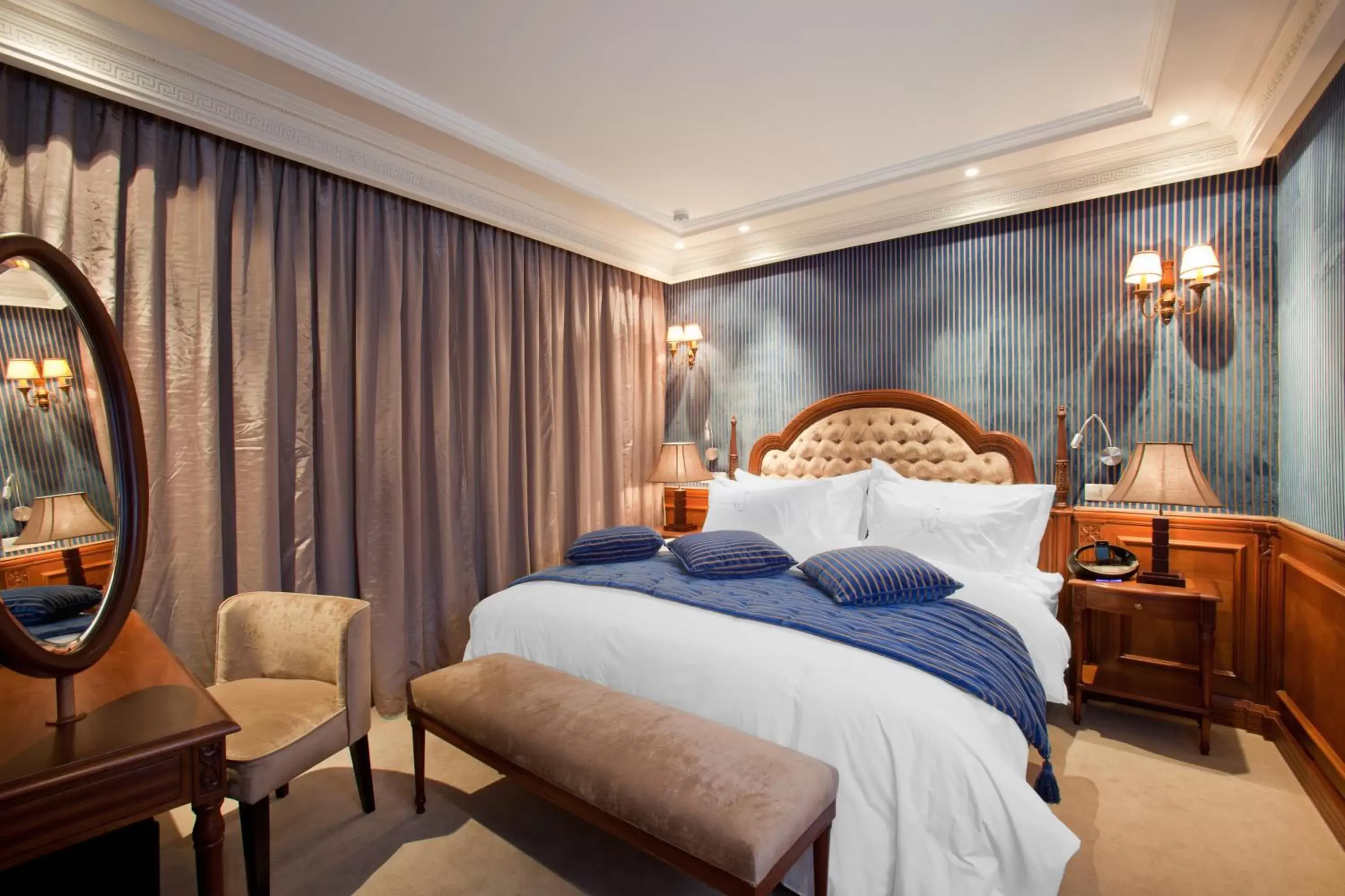 Bedroom, Bed in Art Palace Suites & Spa