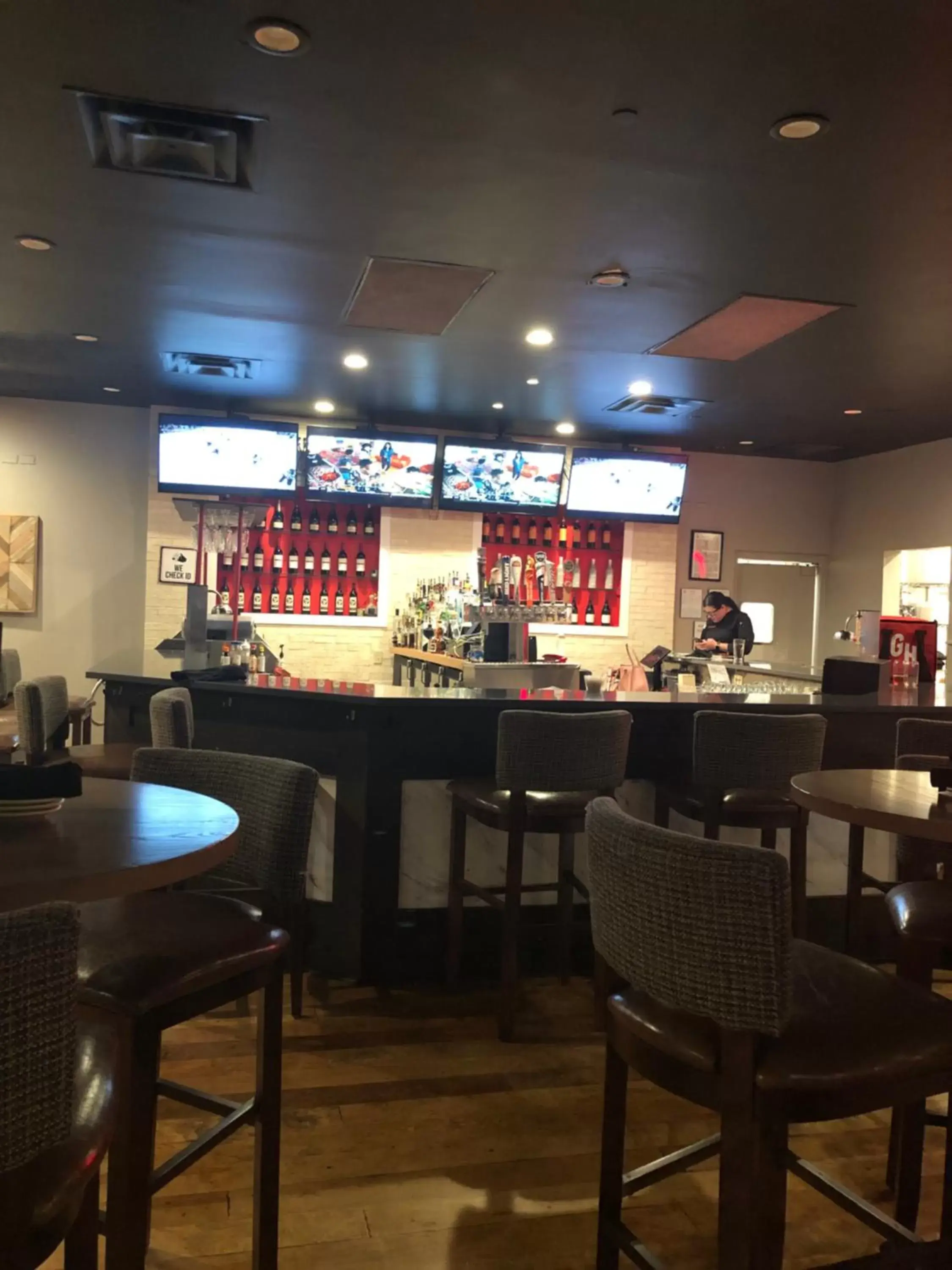 Restaurant/places to eat, Lounge/Bar in Best Western Premier Denver East