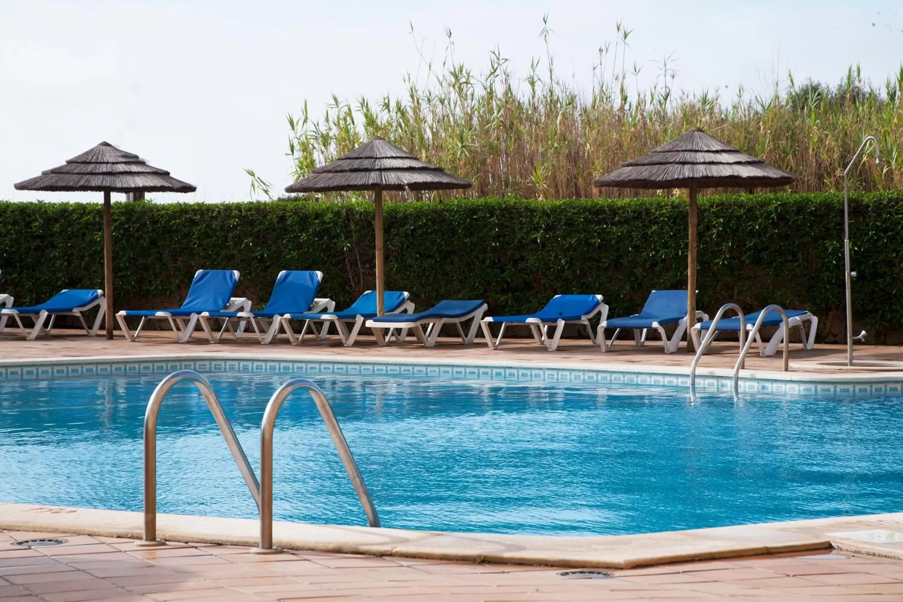 Swimming Pool in TURIM Presidente Hotel