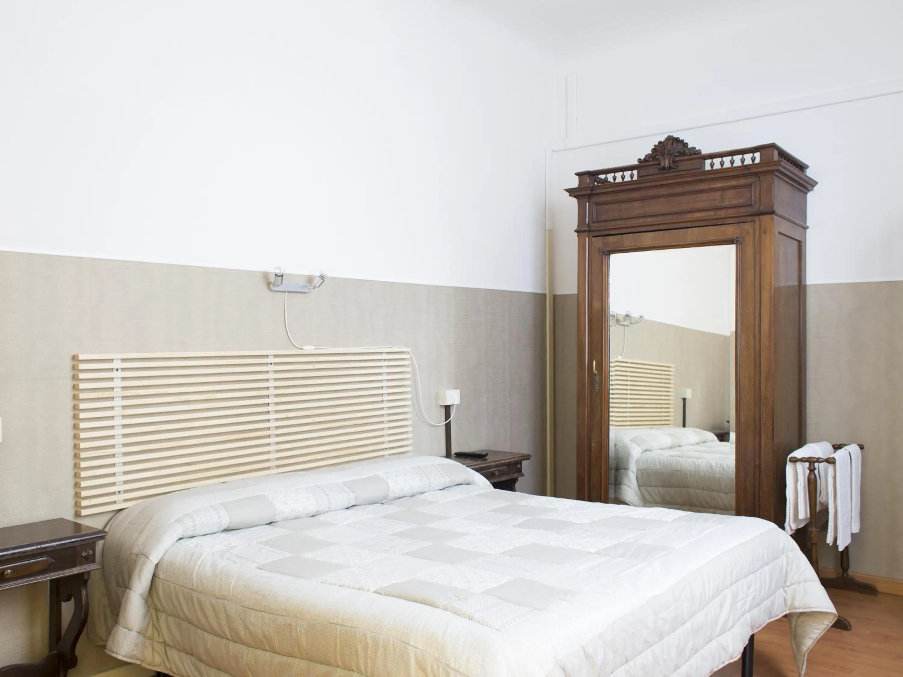 Bedroom, Bed in Loggia Fiorentina