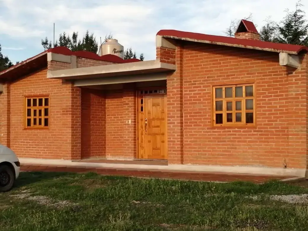 Property Building in CABAÑAS TLAXCO LA LOMA