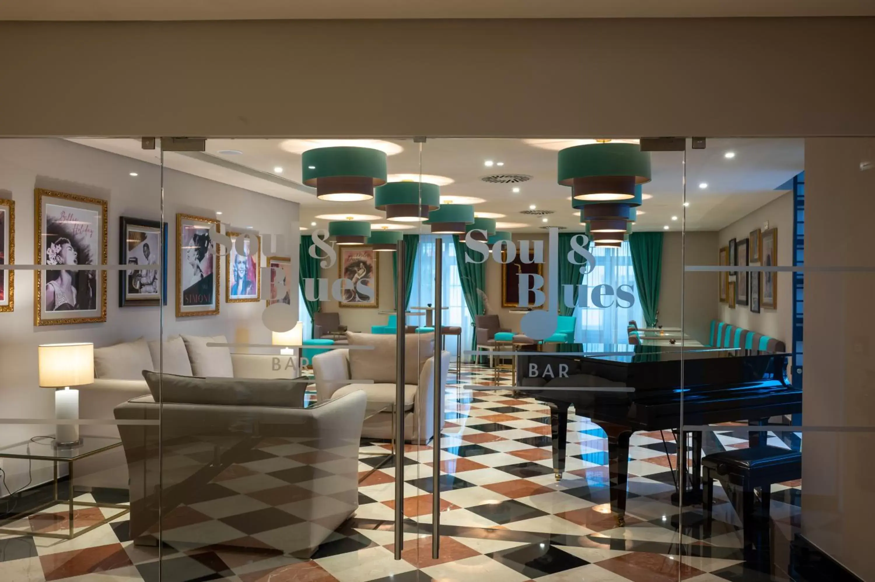 Lounge or bar in Vila Gale Collection Tomar Lounge or bar in Vila Gale Collection Tomar