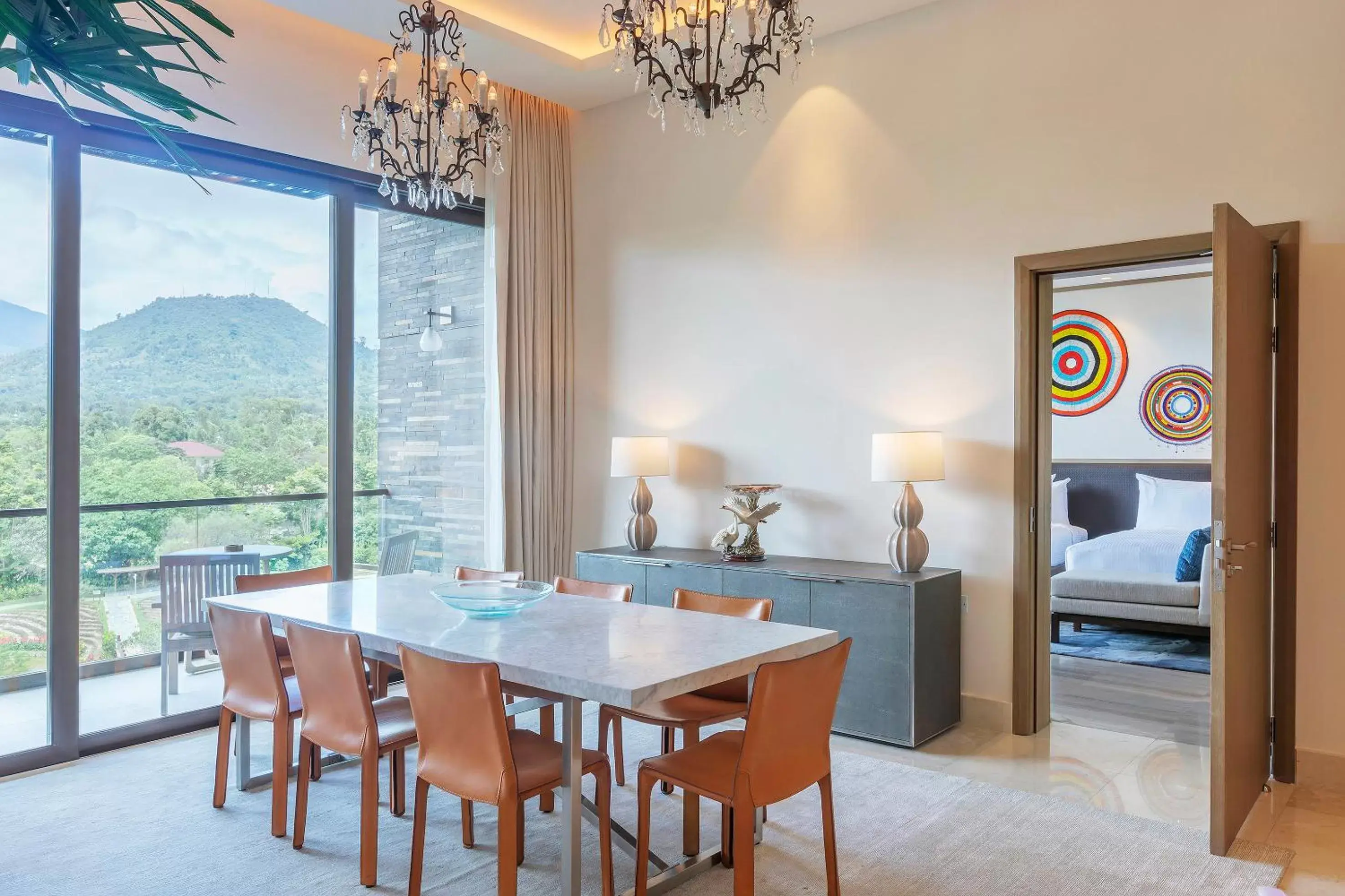 Bed, Dining Area in Gran Melia Arusha