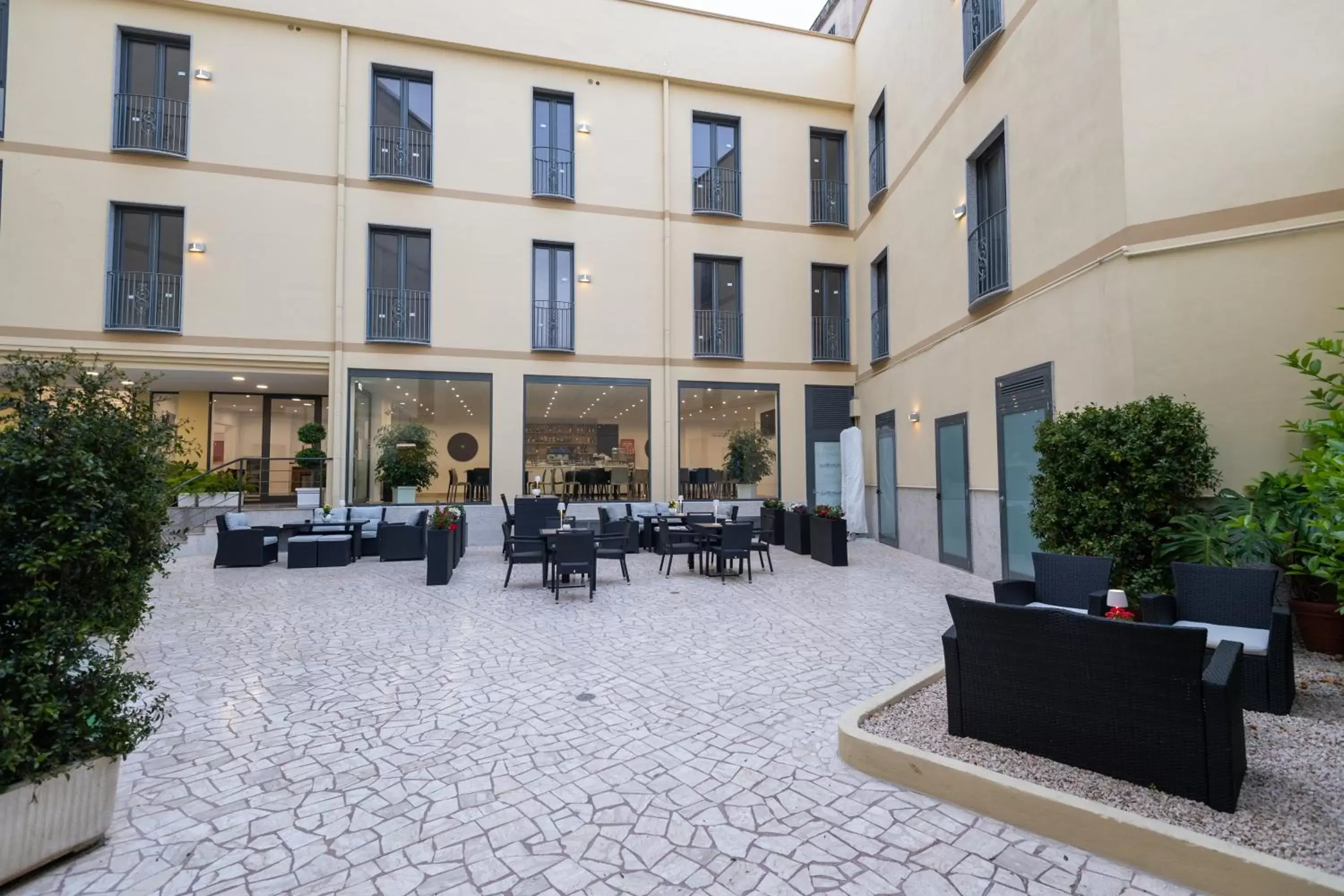 Inner courtyard view in Hotel Auditorium