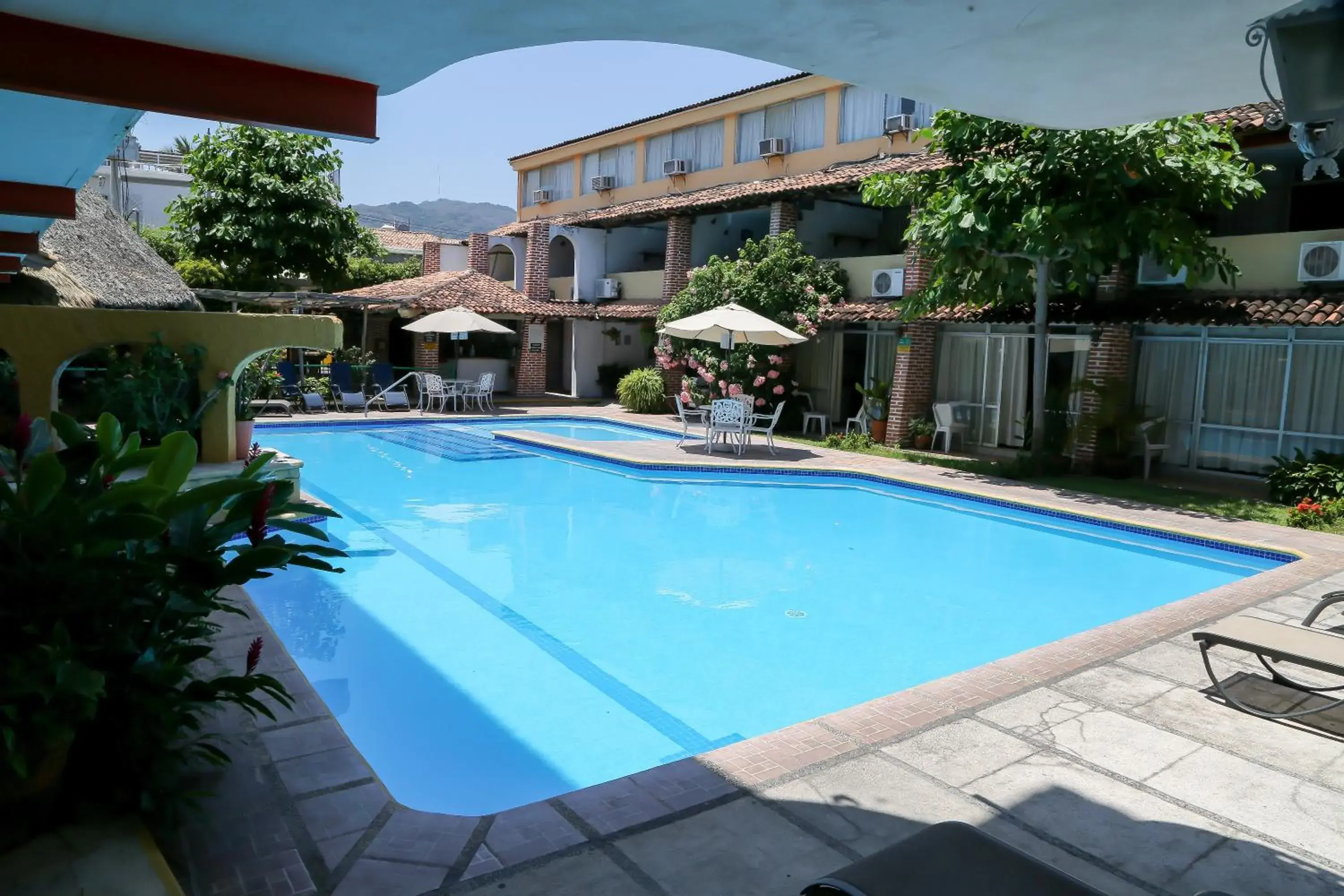 Property building, Swimming Pool in Vallartasol Hotel