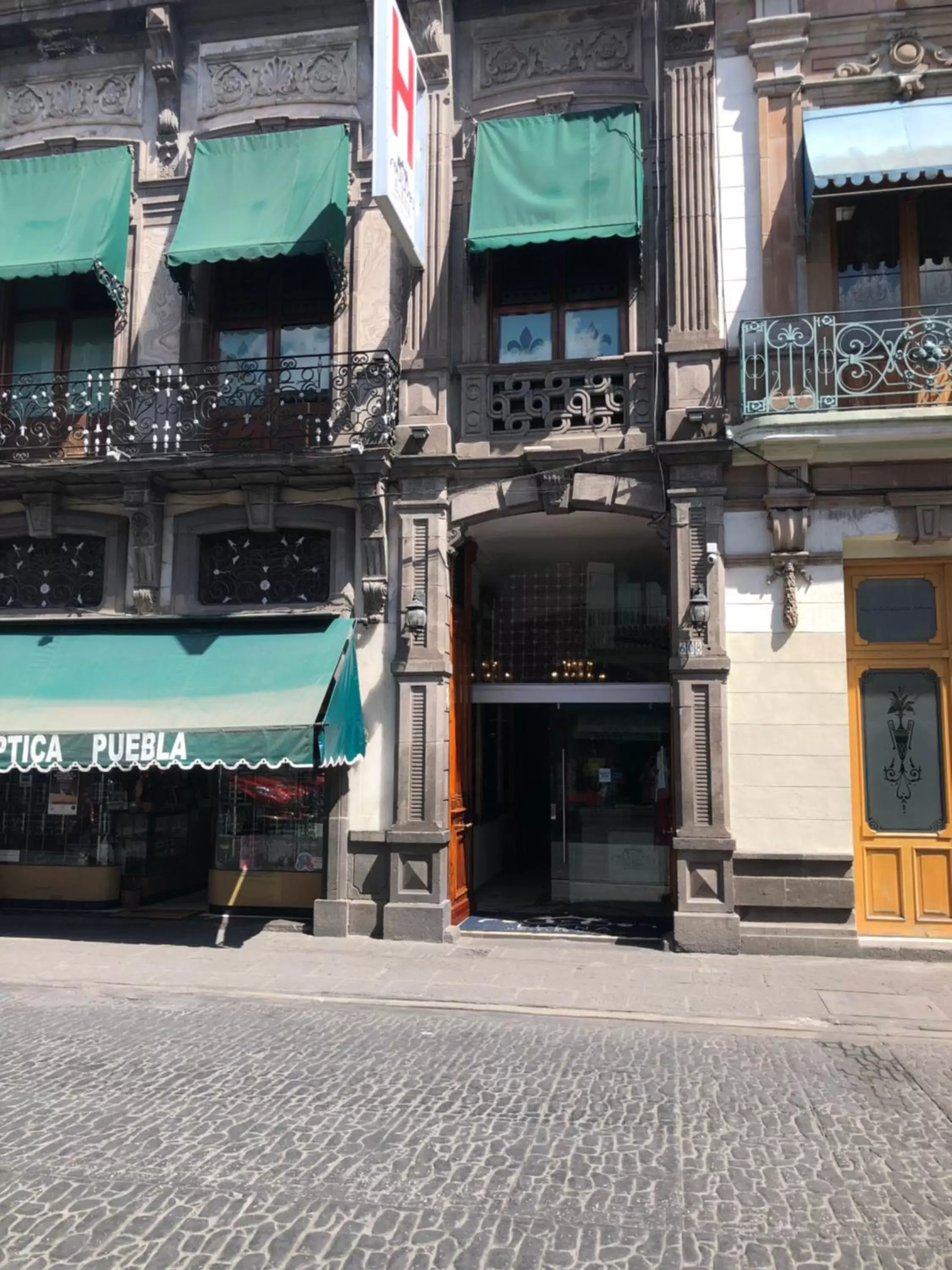 Facade/entrance, Property Building in Hotel Elena