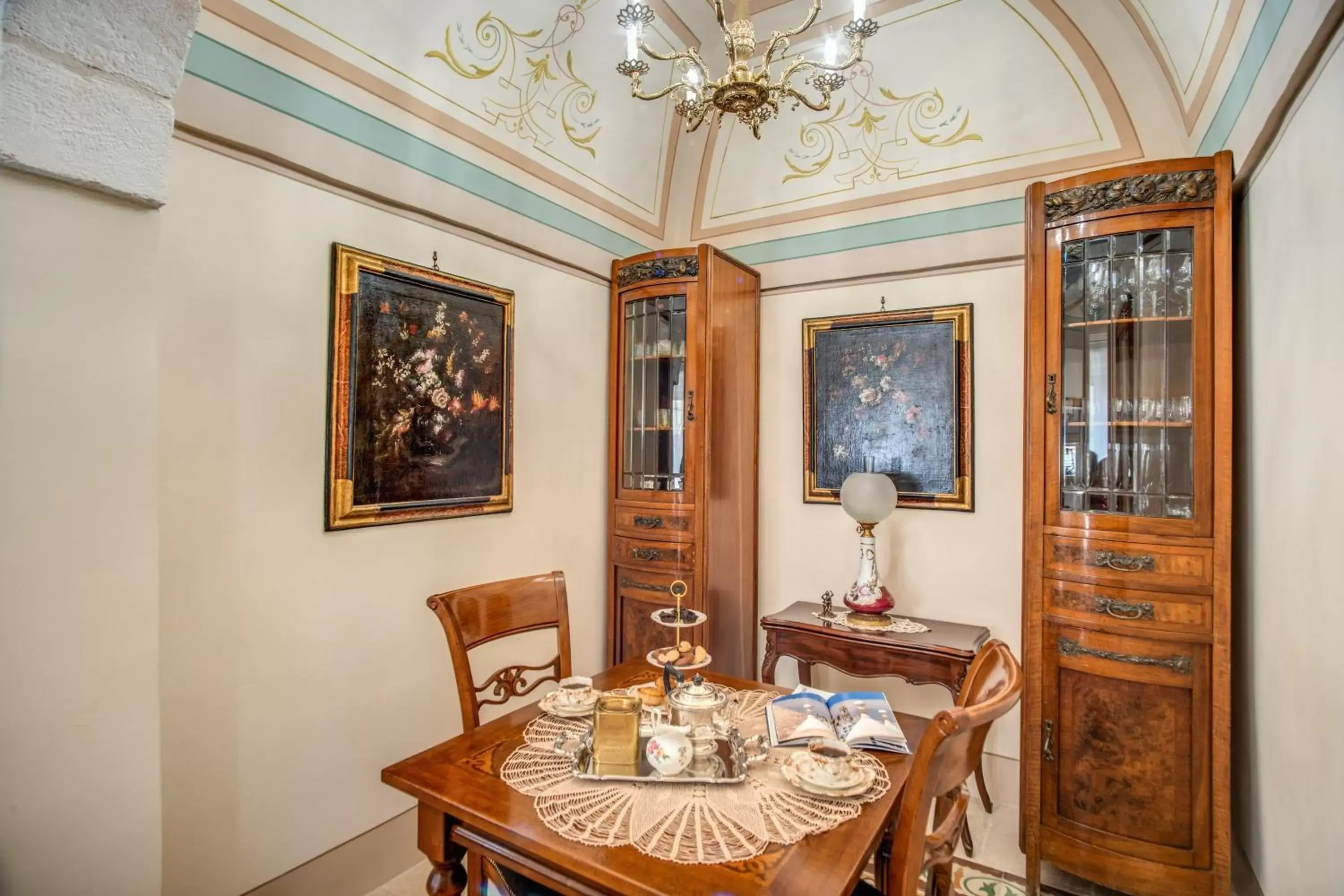 Seating area, Restaurant/Places to Eat in Palazzo Stunis - Dimora di Charme