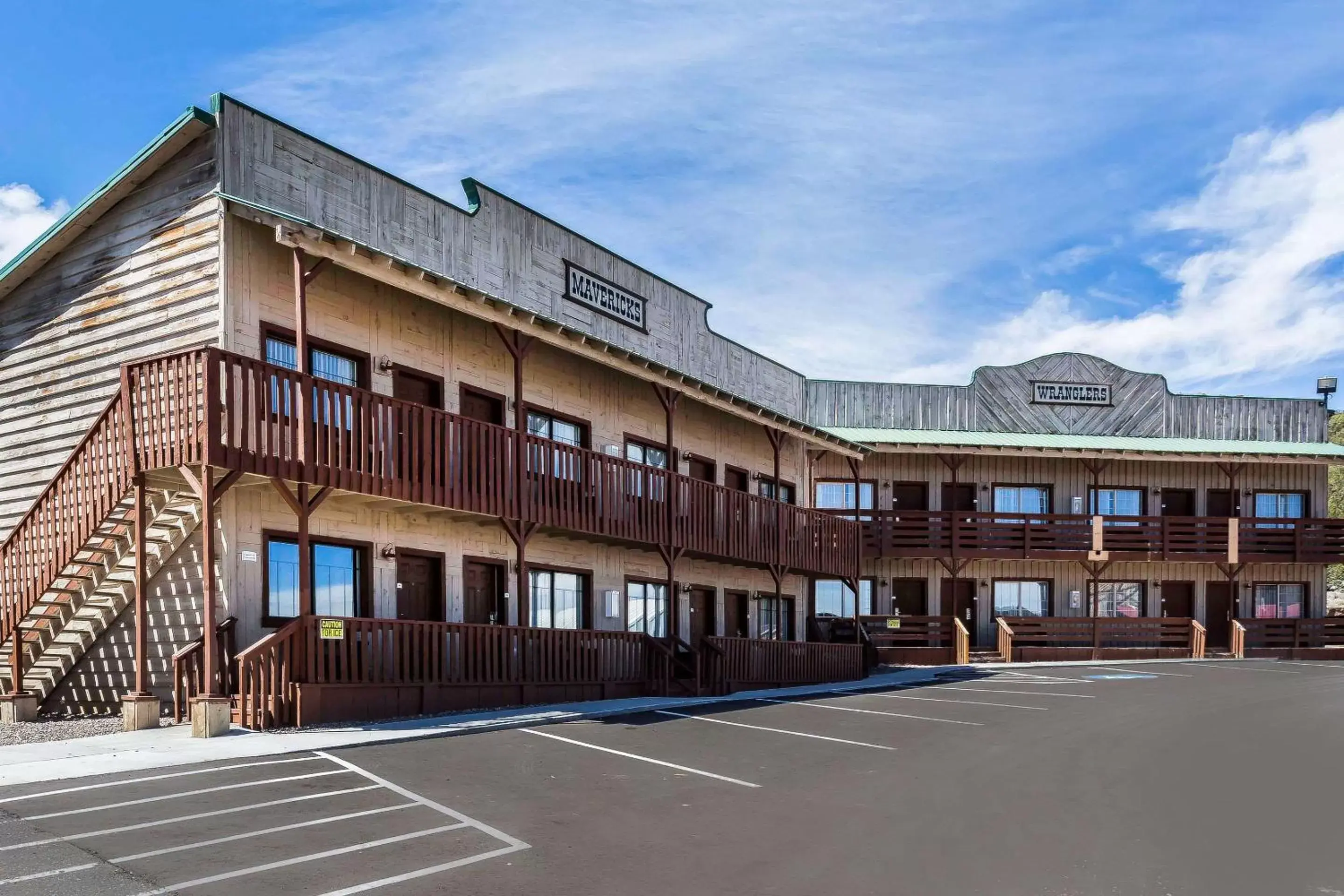 Property Building in Quality Inn Bryce Canyon