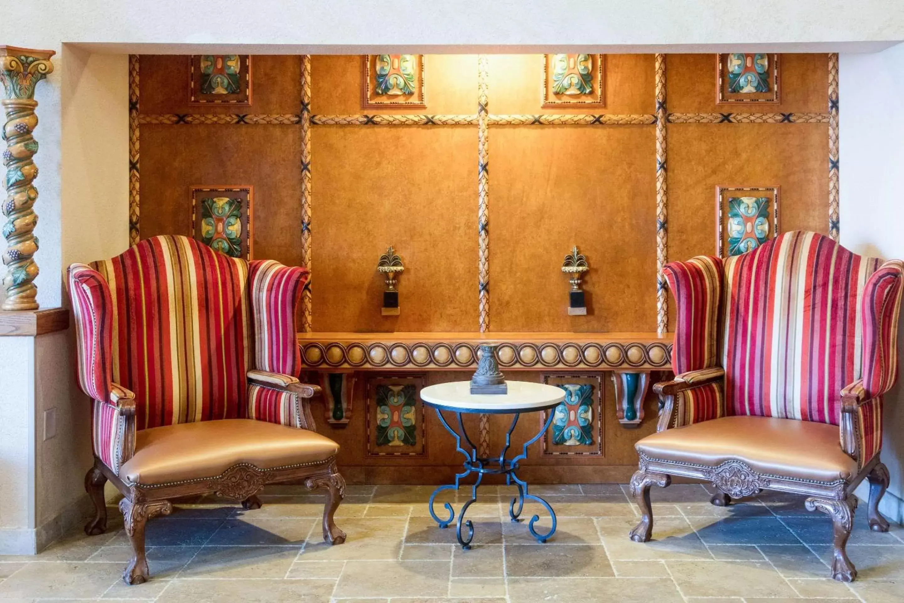 Lobby or reception, Seating Area in Castillo Real, Ascend Hotel Collection