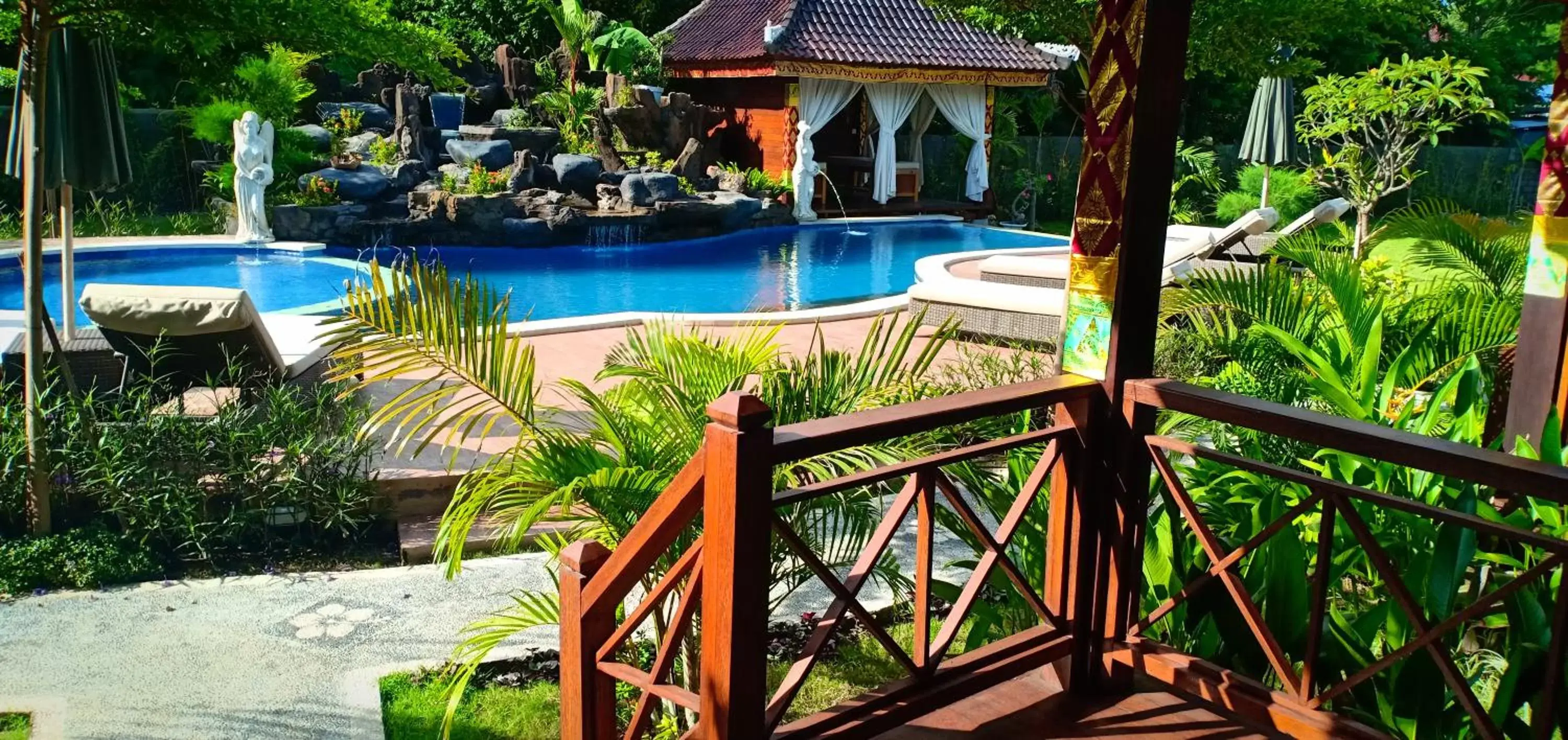 Pool View in Mamamia Island Villa