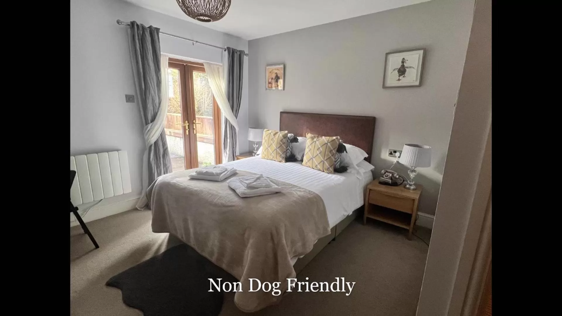 Bed in The Gower Hotel