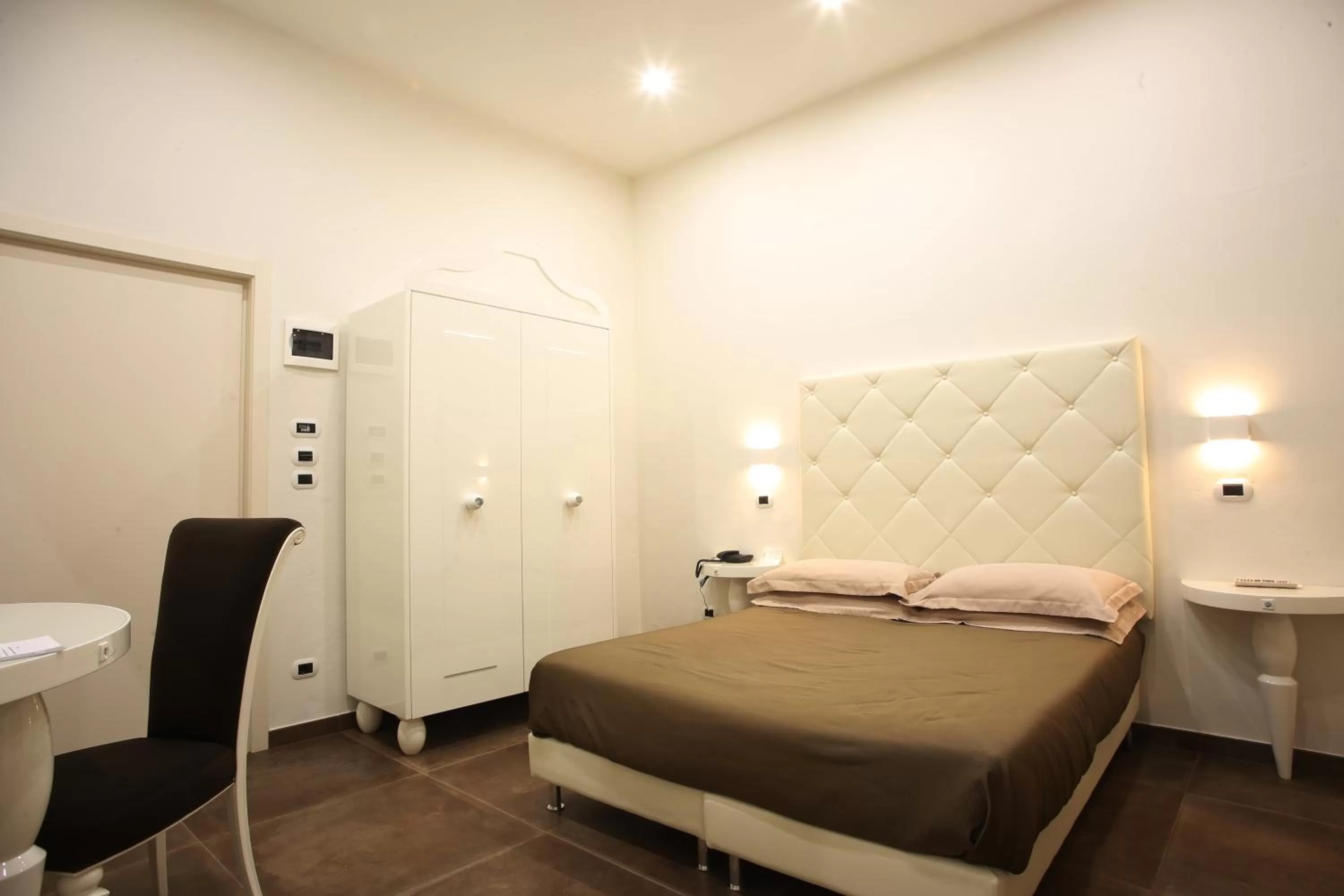 Bedroom, Bed in Hotel Columbia Wellness & Spa