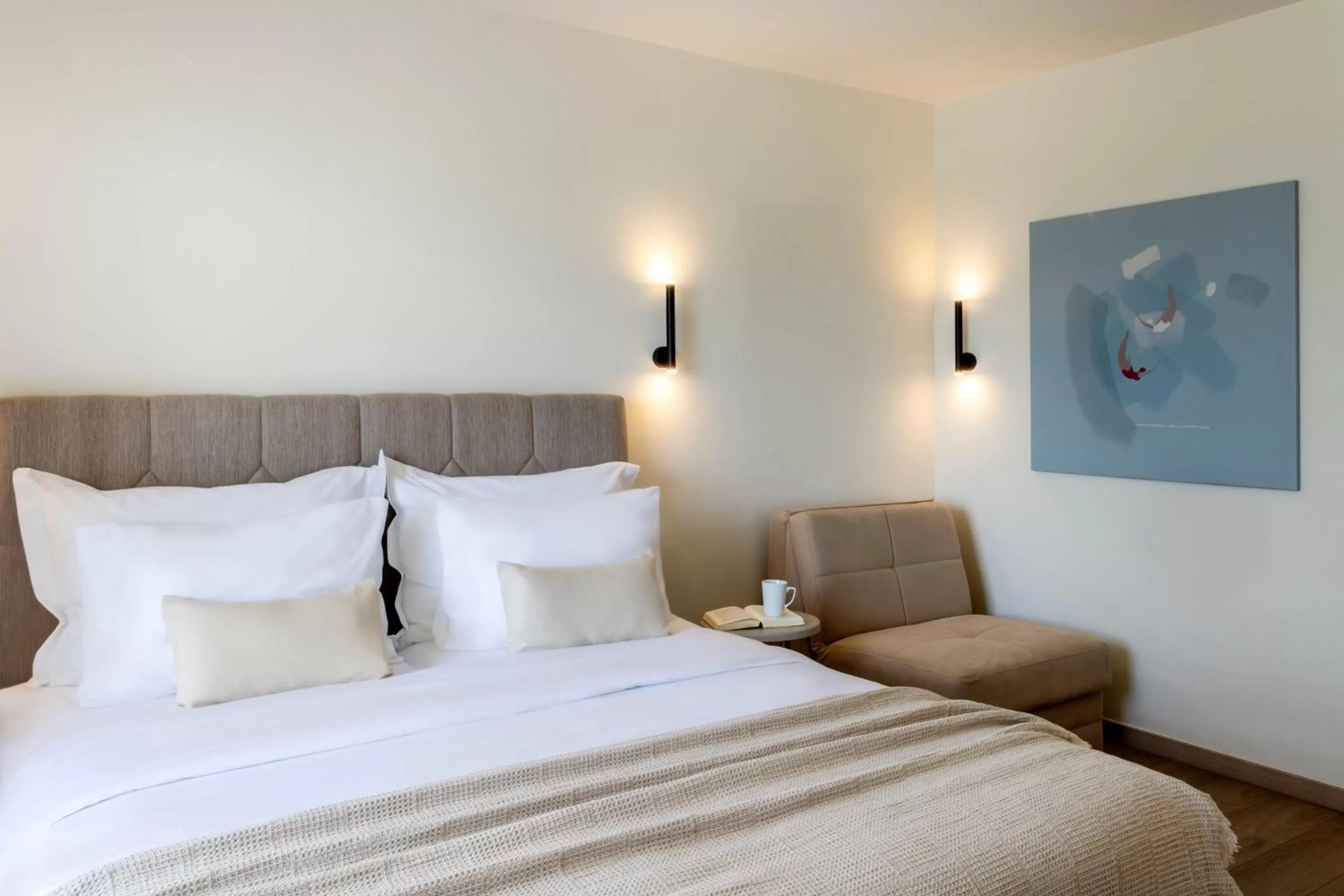 Bed in KoSea Boutique Hotel