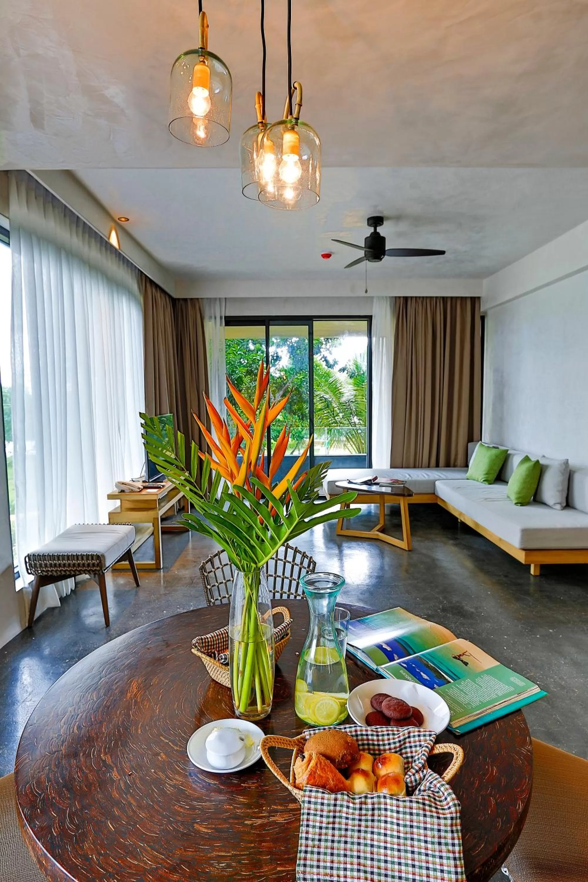 Living room in Amorita Resort Bohol
