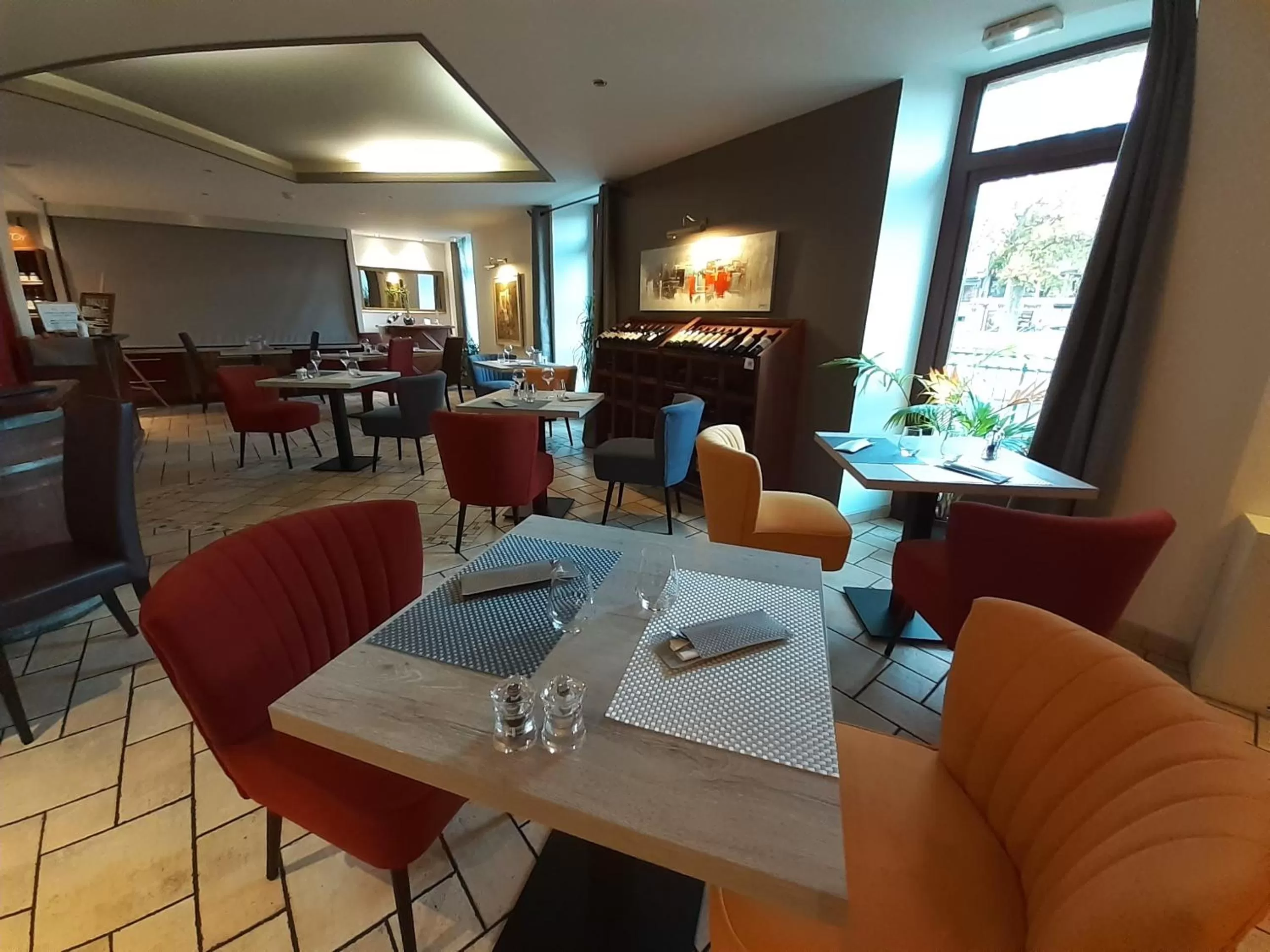 Restaurant/places to eat in Best Western Le Pont d'Or