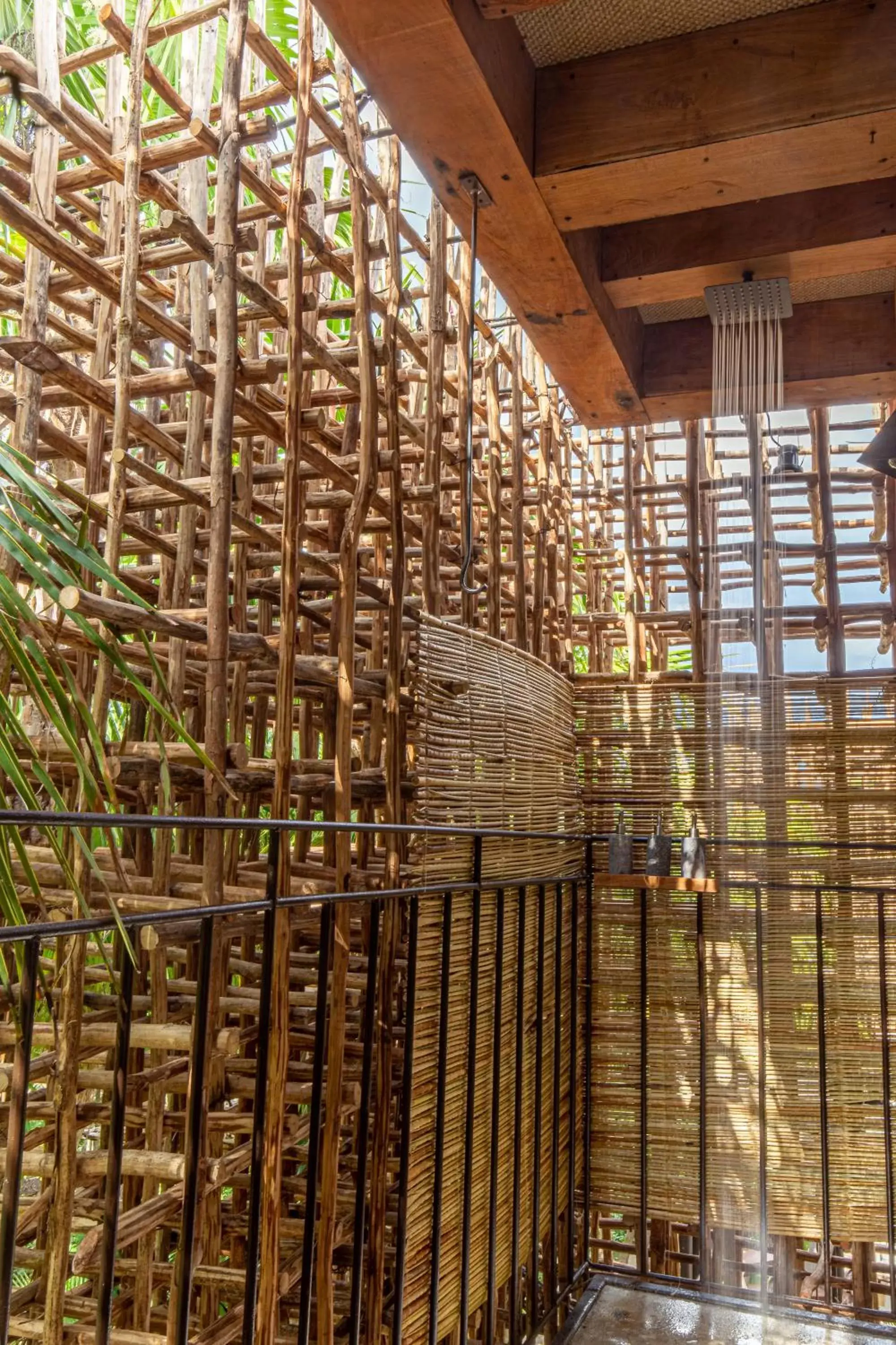 Shower in Nomade Tulum