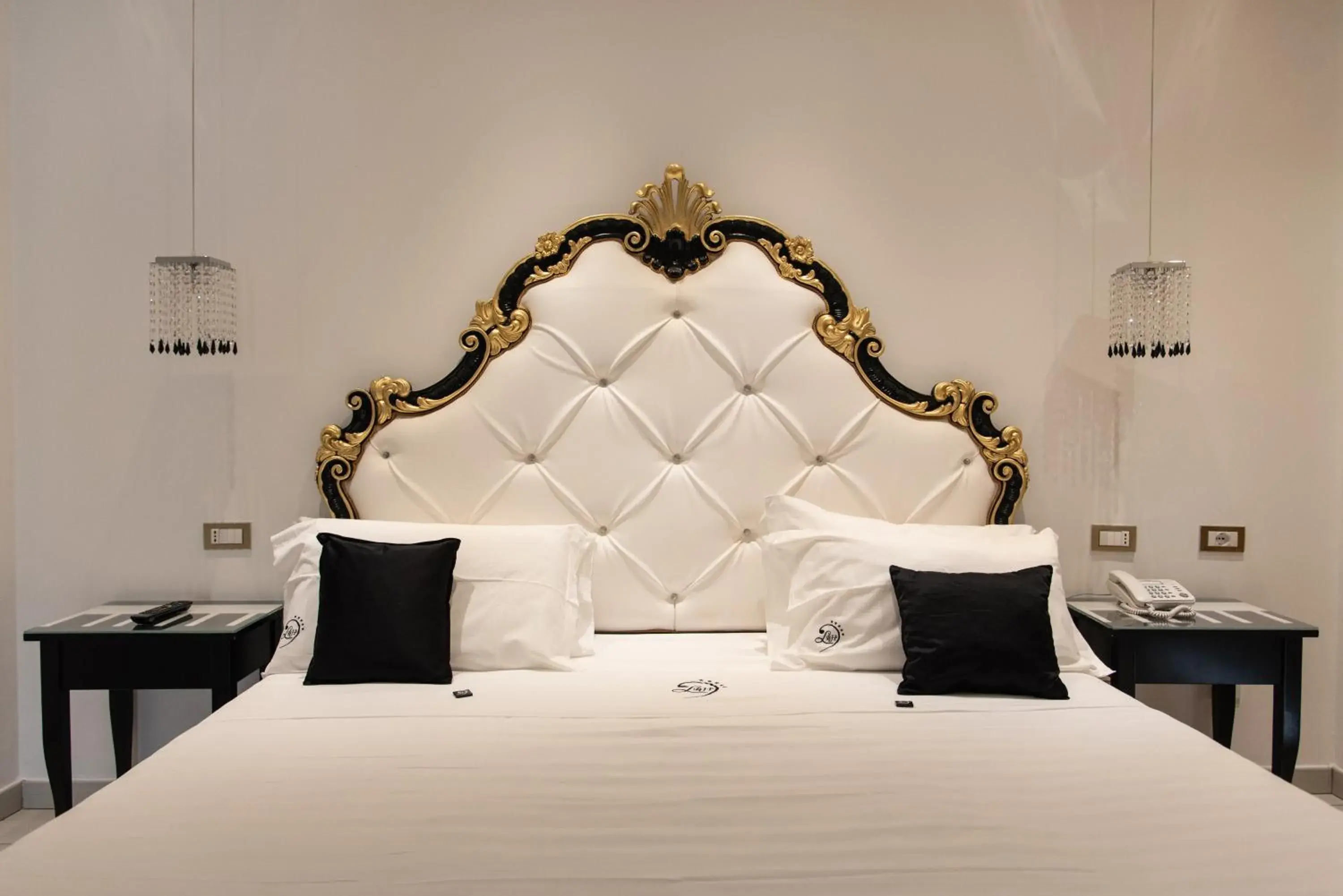 Bed in Ludwig Boutique Hotel