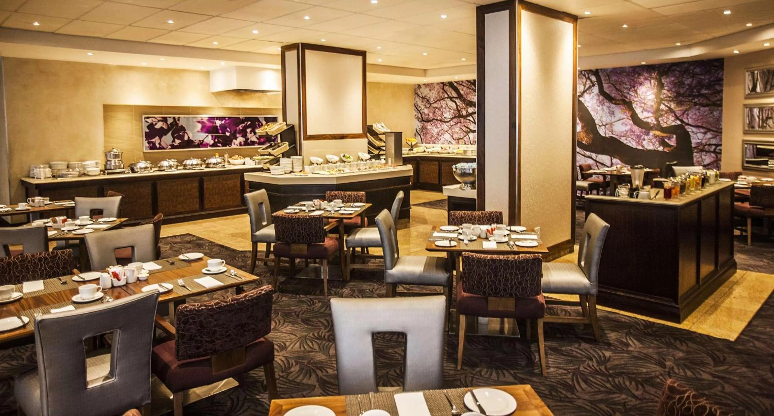 Restaurant/places to eat in Southern Sun Pretoria