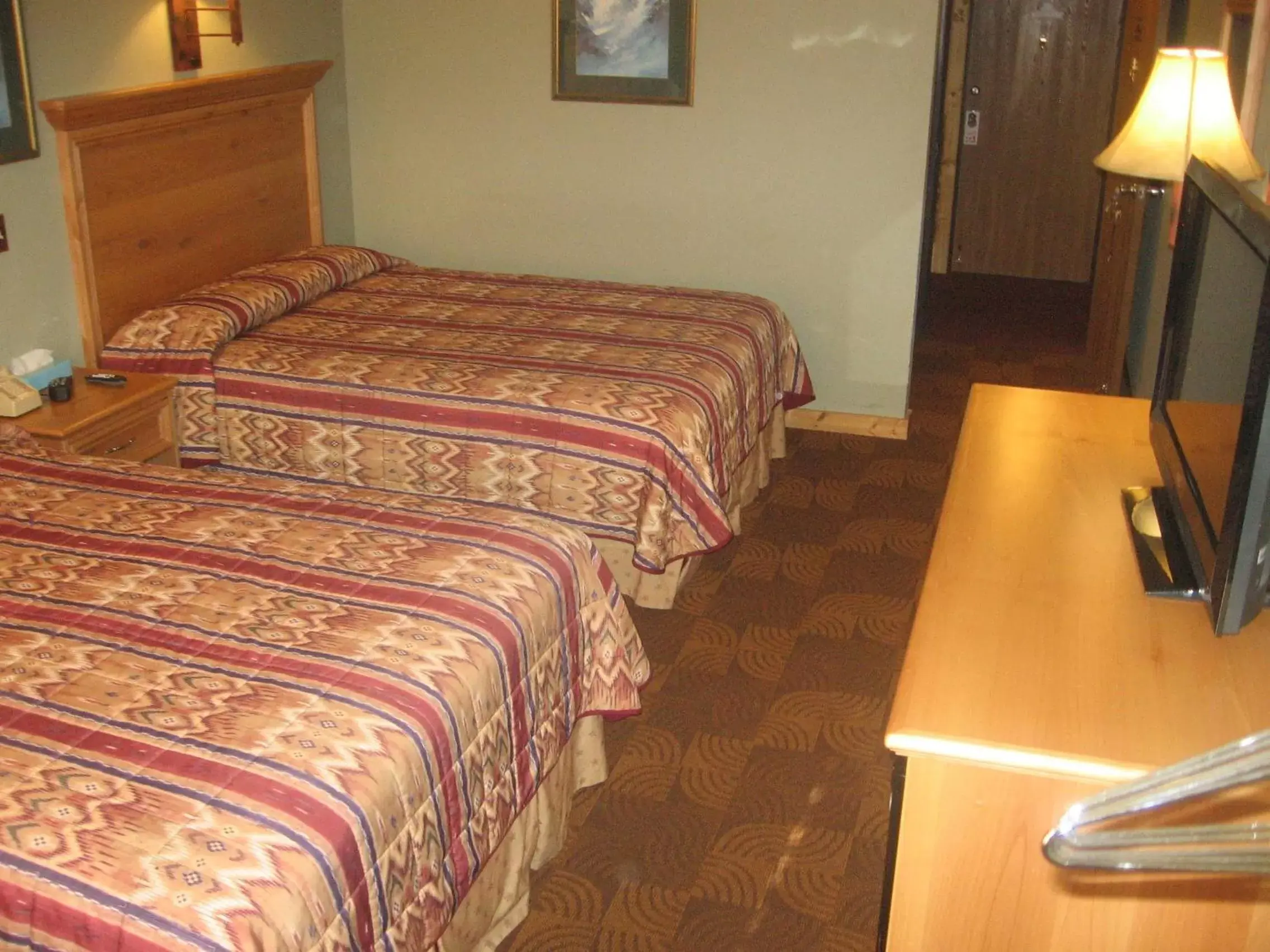 Bedroom, Bed in New Summit Inn