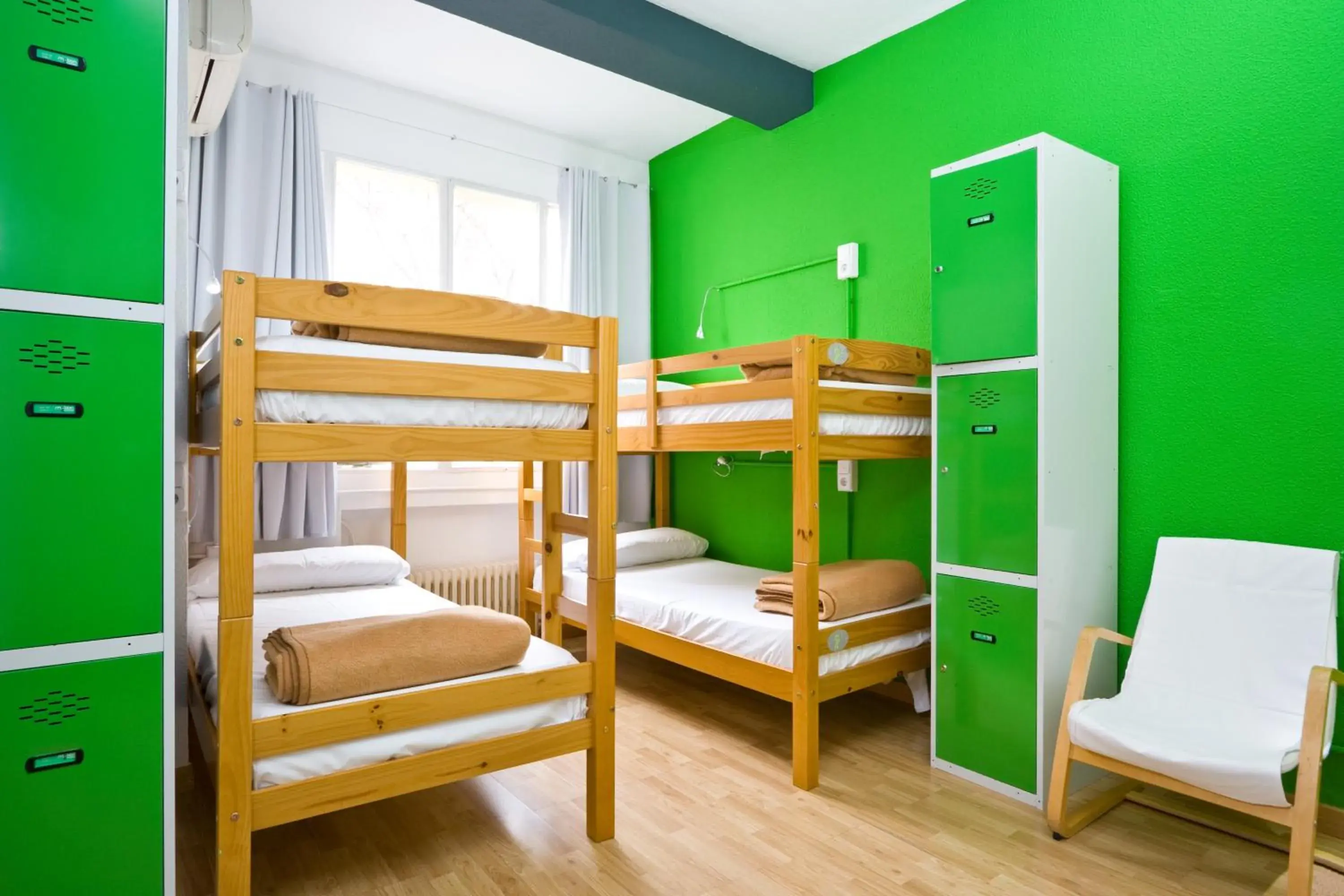 Bed, Bunk Bed in Madrid Motion Hostels