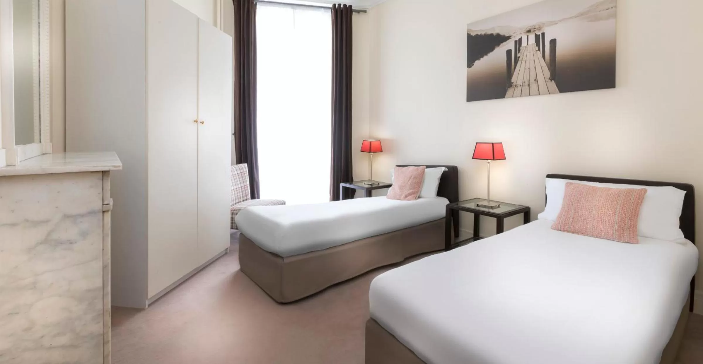 Bedroom, Bed in Résidence Charles Floquet