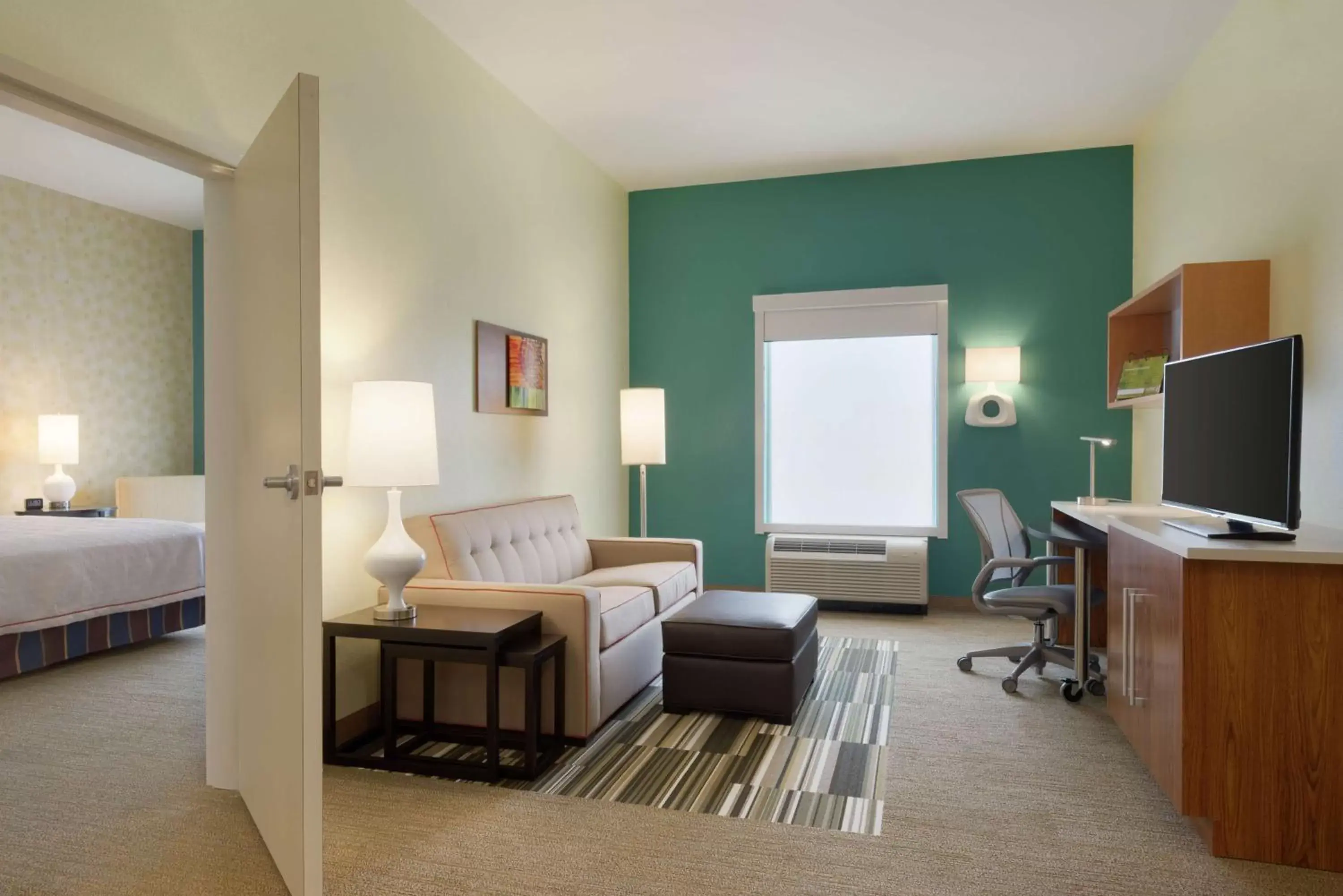 Bedroom, Seating Area in Home2 Suites by Hilton Tallahassee State Capitol