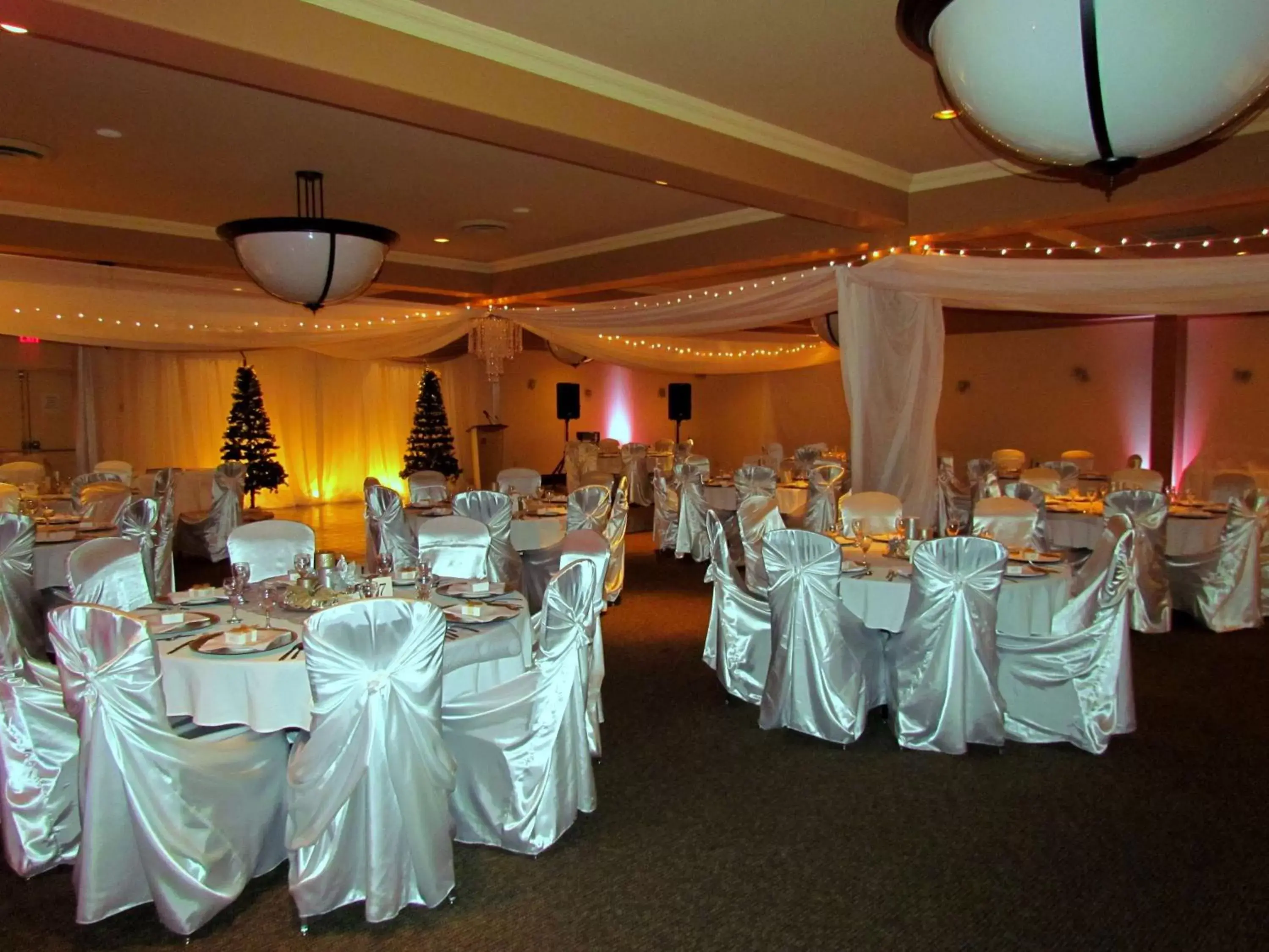 On site, Banquet Facilities in Best Western Plus Barclay Hotel