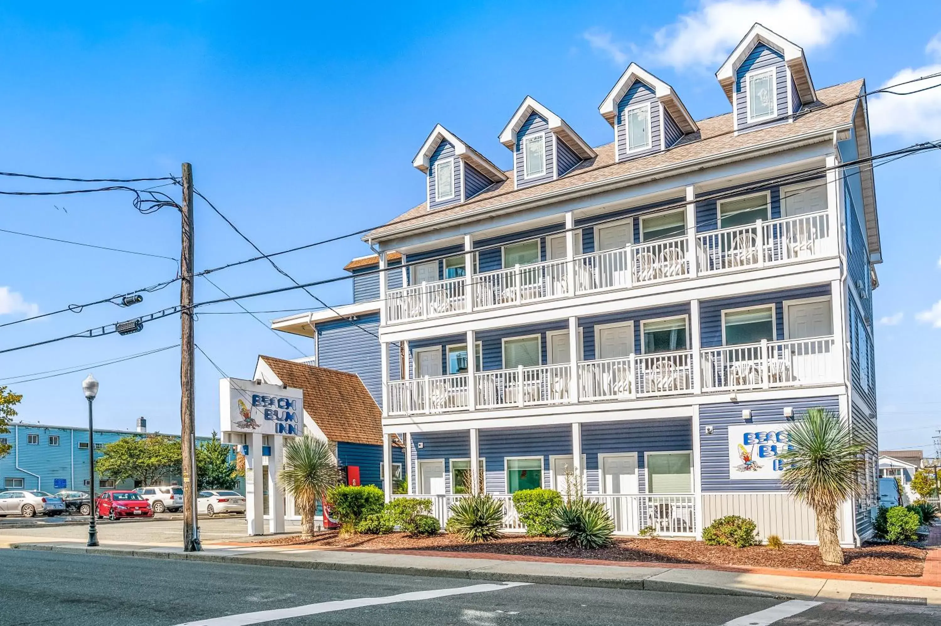 Property Building in Beach Bum Inn