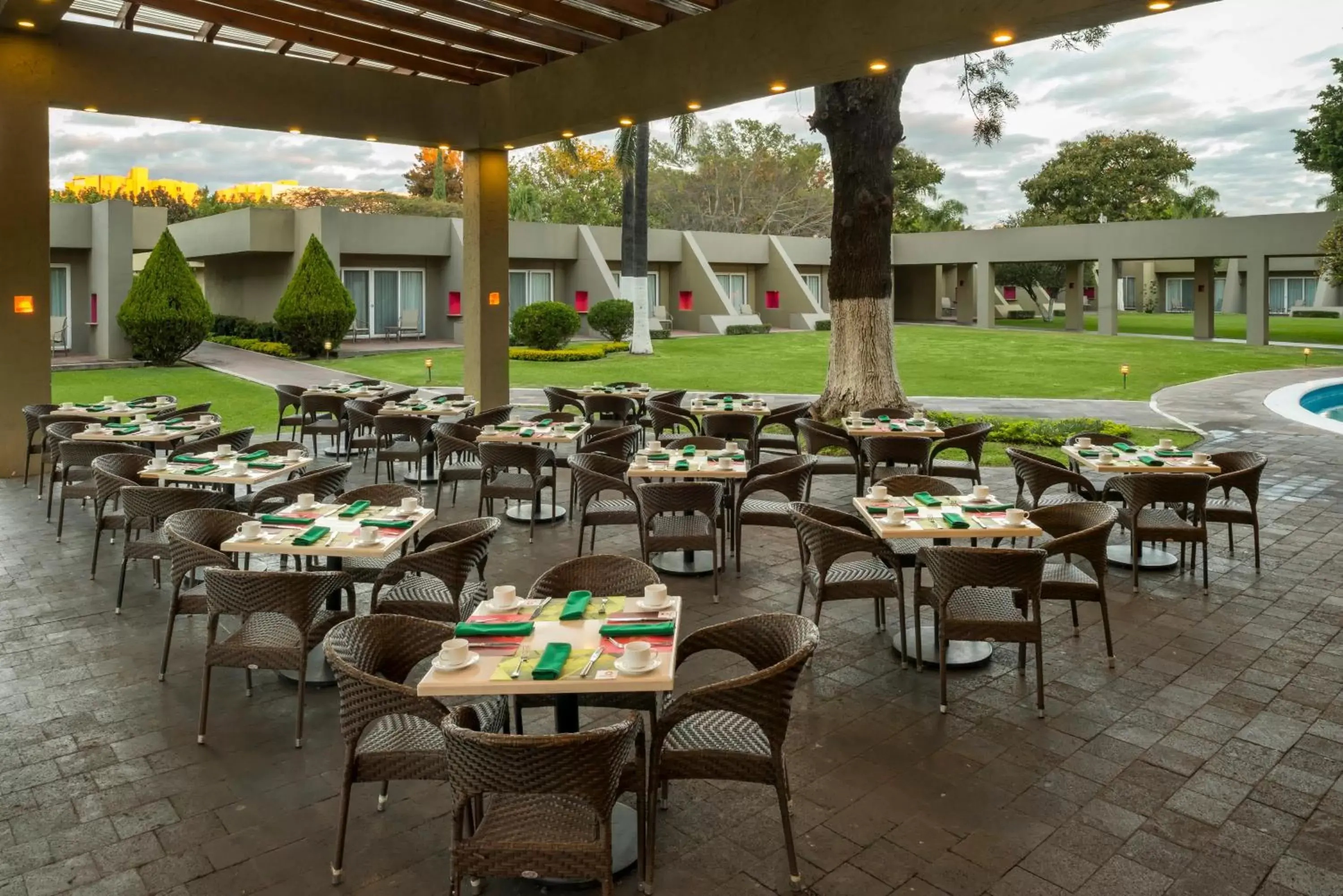 Restaurant/places to eat in Camino Real Guadalajara Restaurant/places to eat in Camino Real Guadalajara