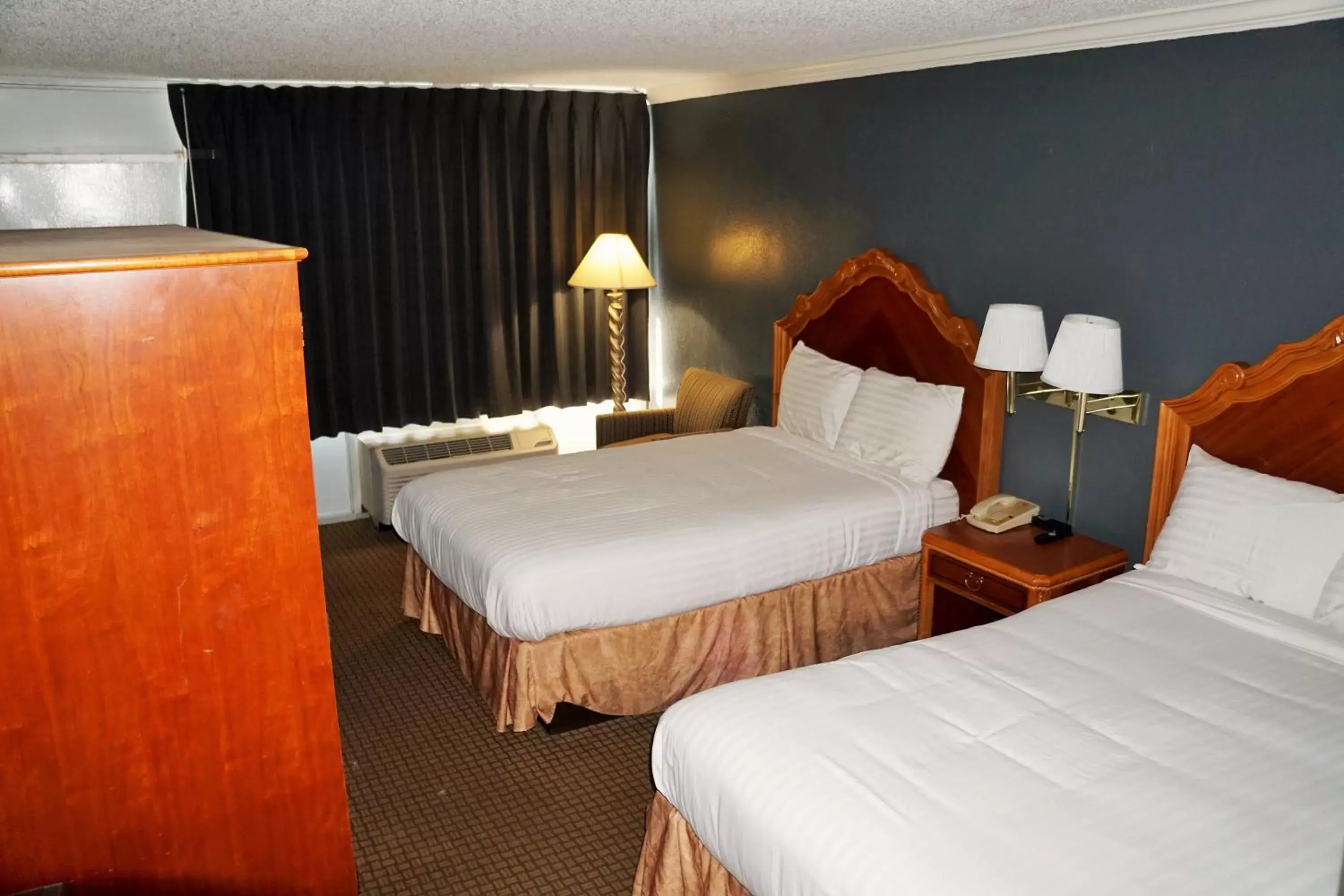 Photo of the whole room, Bed in Hotel Elev8