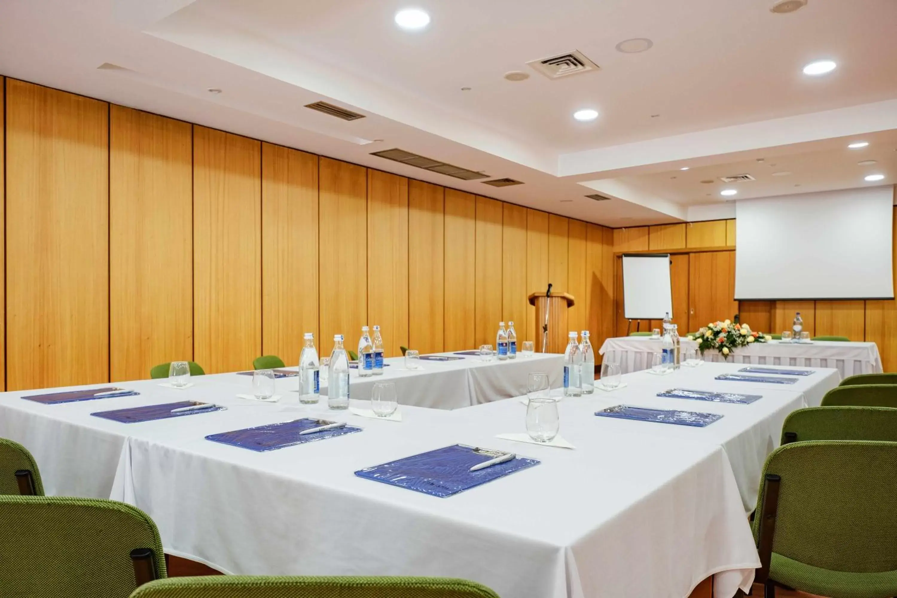 Meeting/conference room in Hotel Santo Amaro