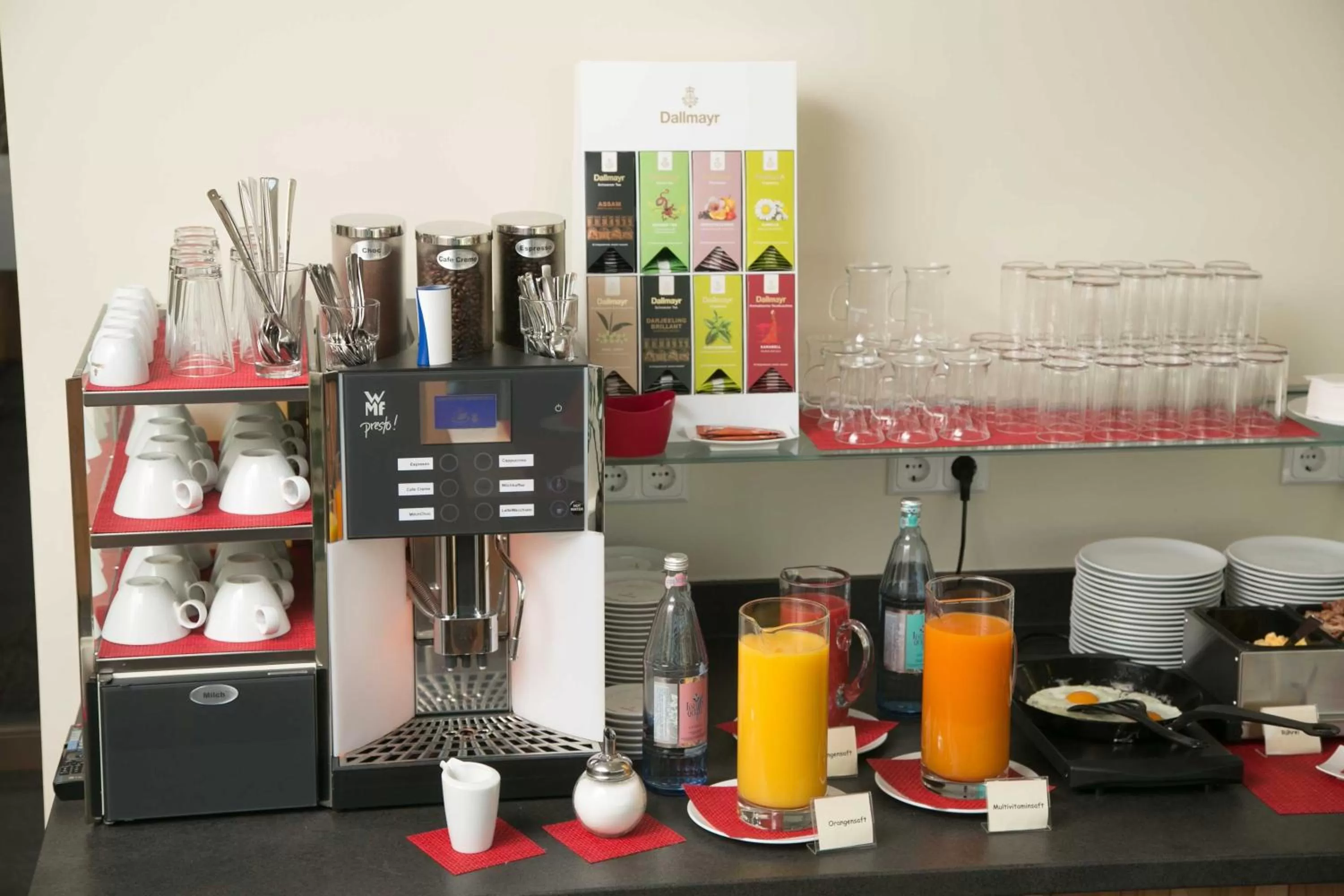 Decorative detail in Come IN Hotel