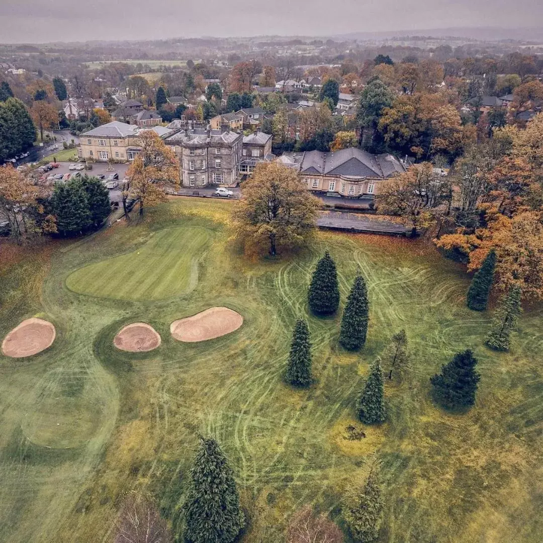 Property building, Bird's-eye View in Shaw Hill Hotel Golf And Country Club