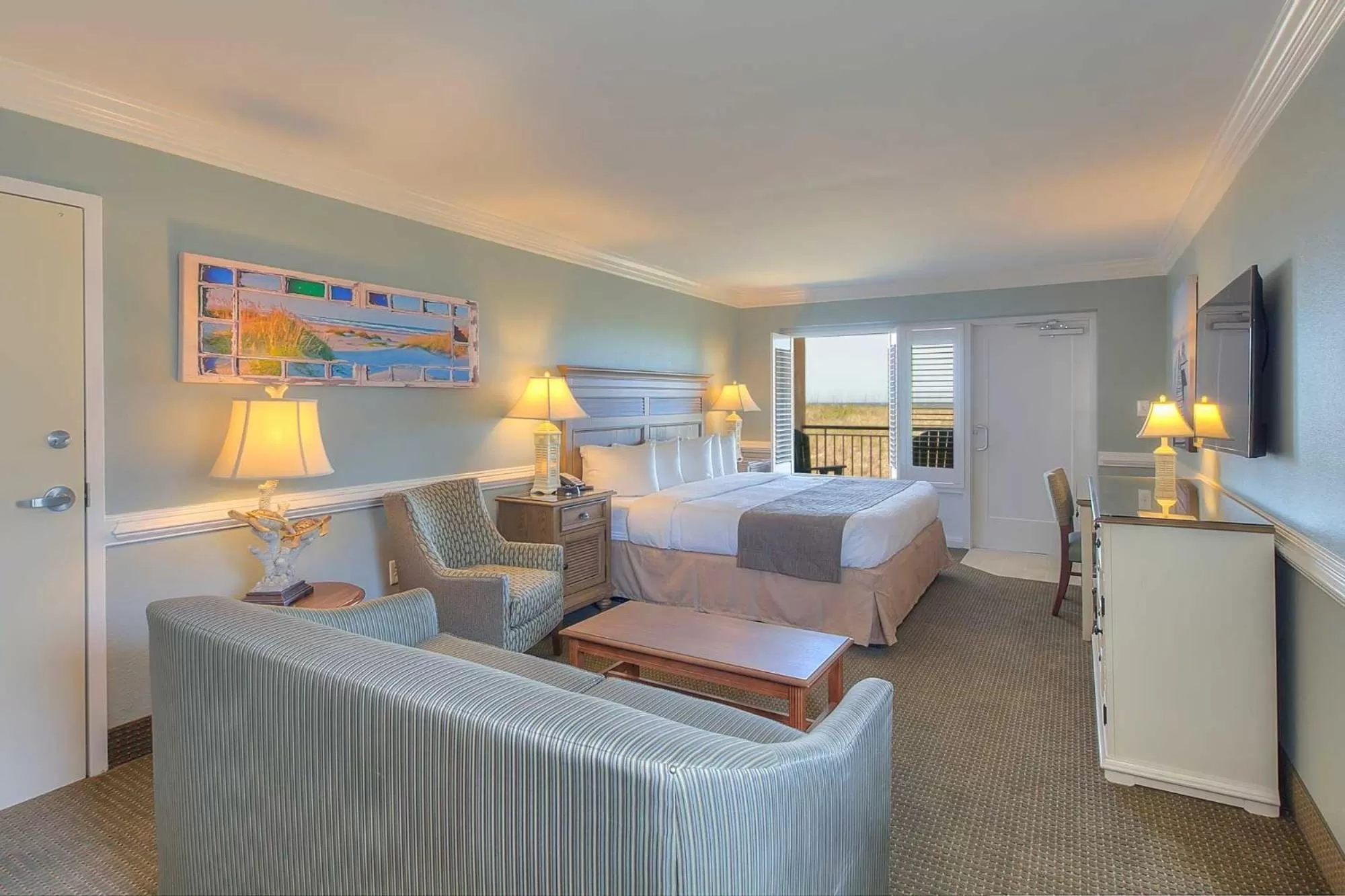 Bedroom, Bed in Shutters on the Banks