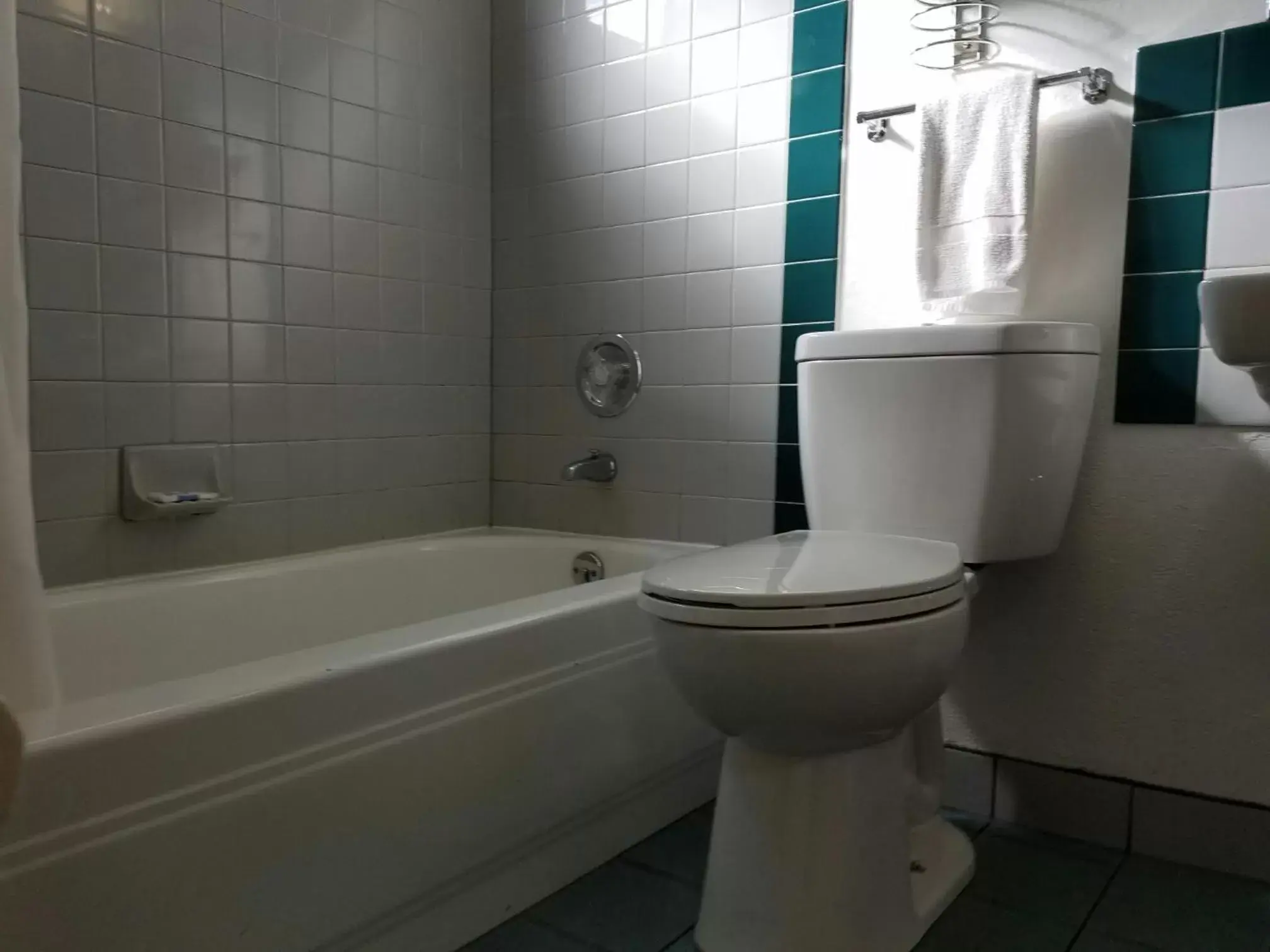 Toilet, Bathroom in Galaxie Motel