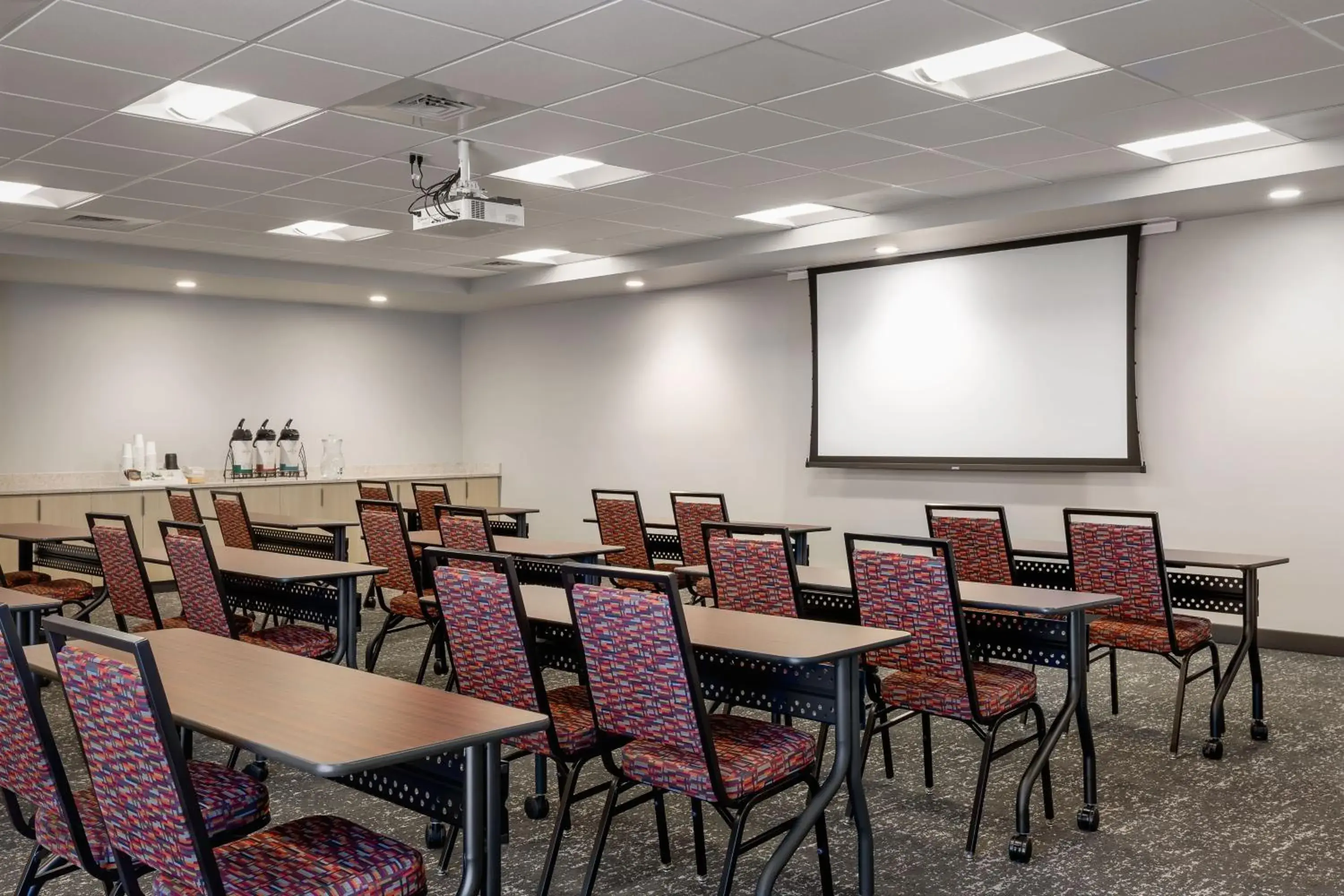 Meeting/conference room in TownePlace Suites by Marriott Iron Mountain