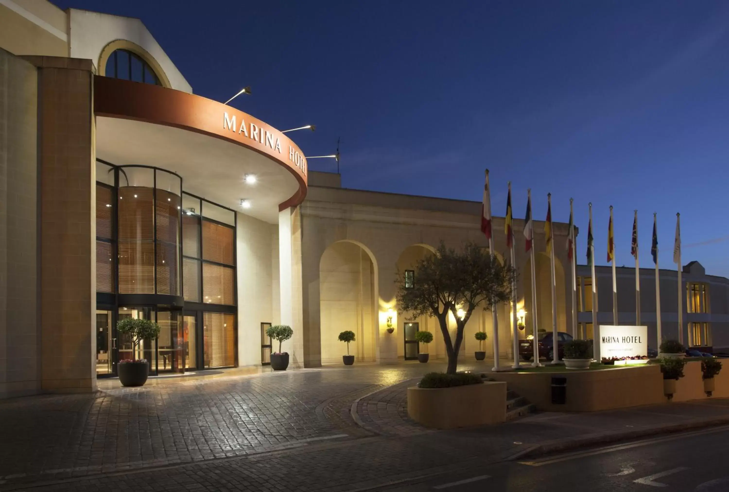 Facade/entrance, Property Building in Marina Hotel Corinthia Beach Resort Malta