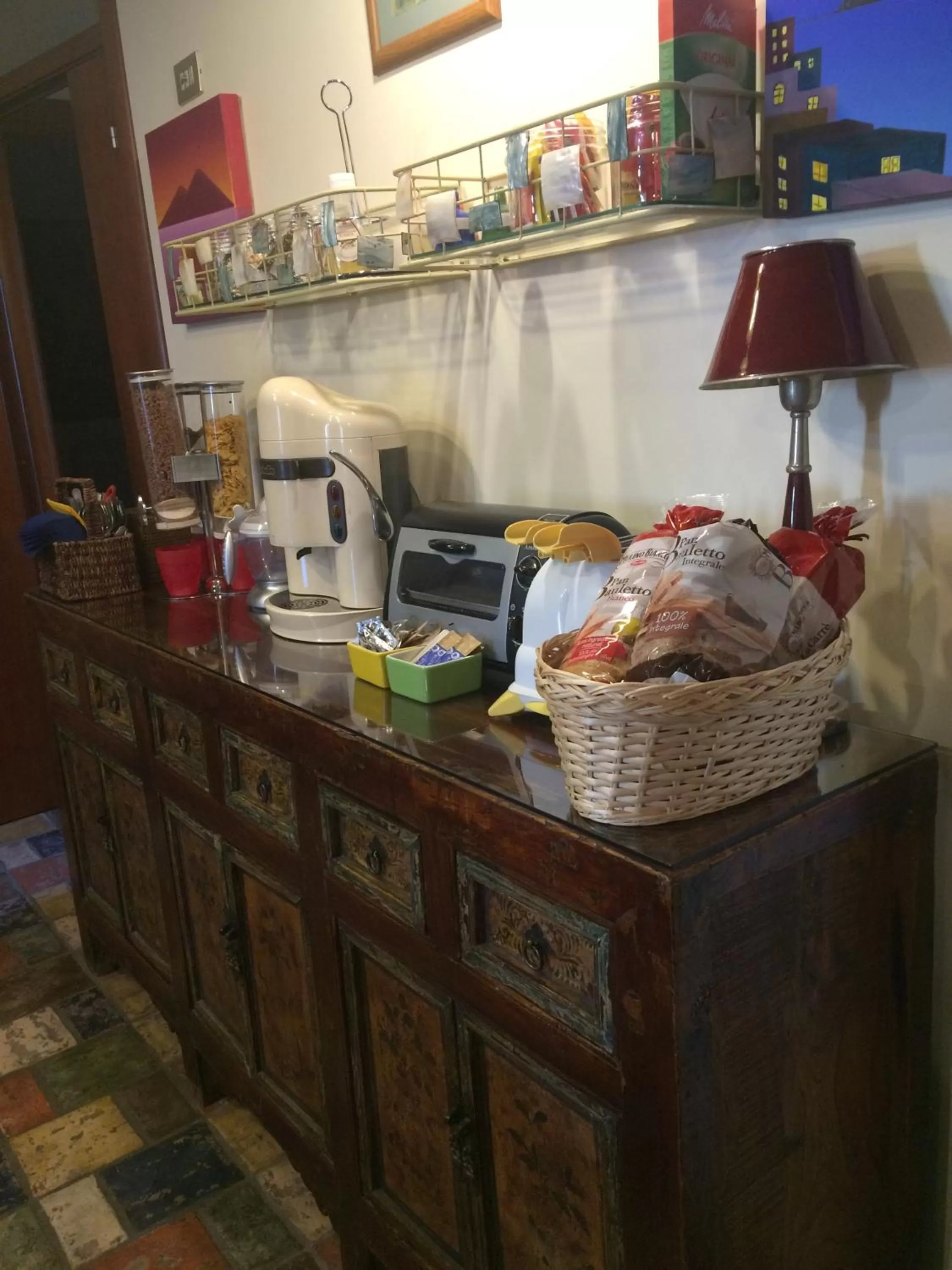 Coffee/tea facilities in B&B Casamiranapoli