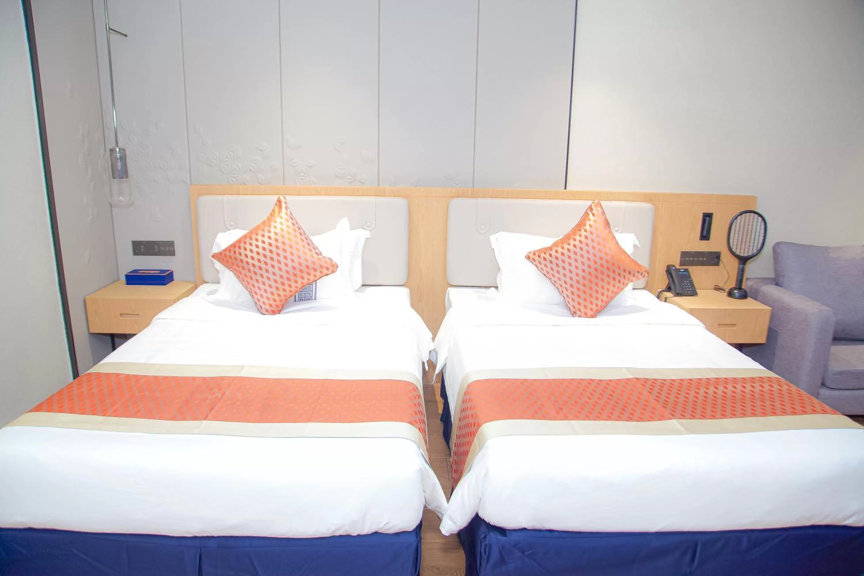 Bed in Hôtel FAMILLE MONDIALE