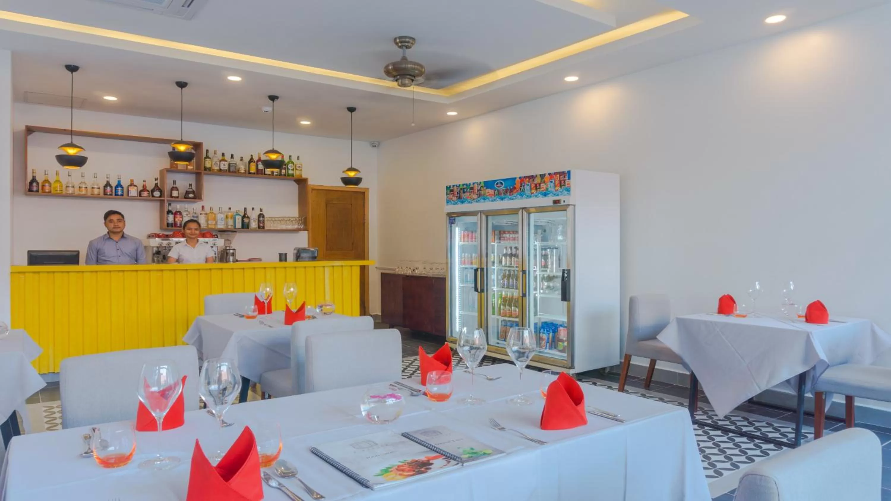 Restaurant/places to eat in Angkor Aurora