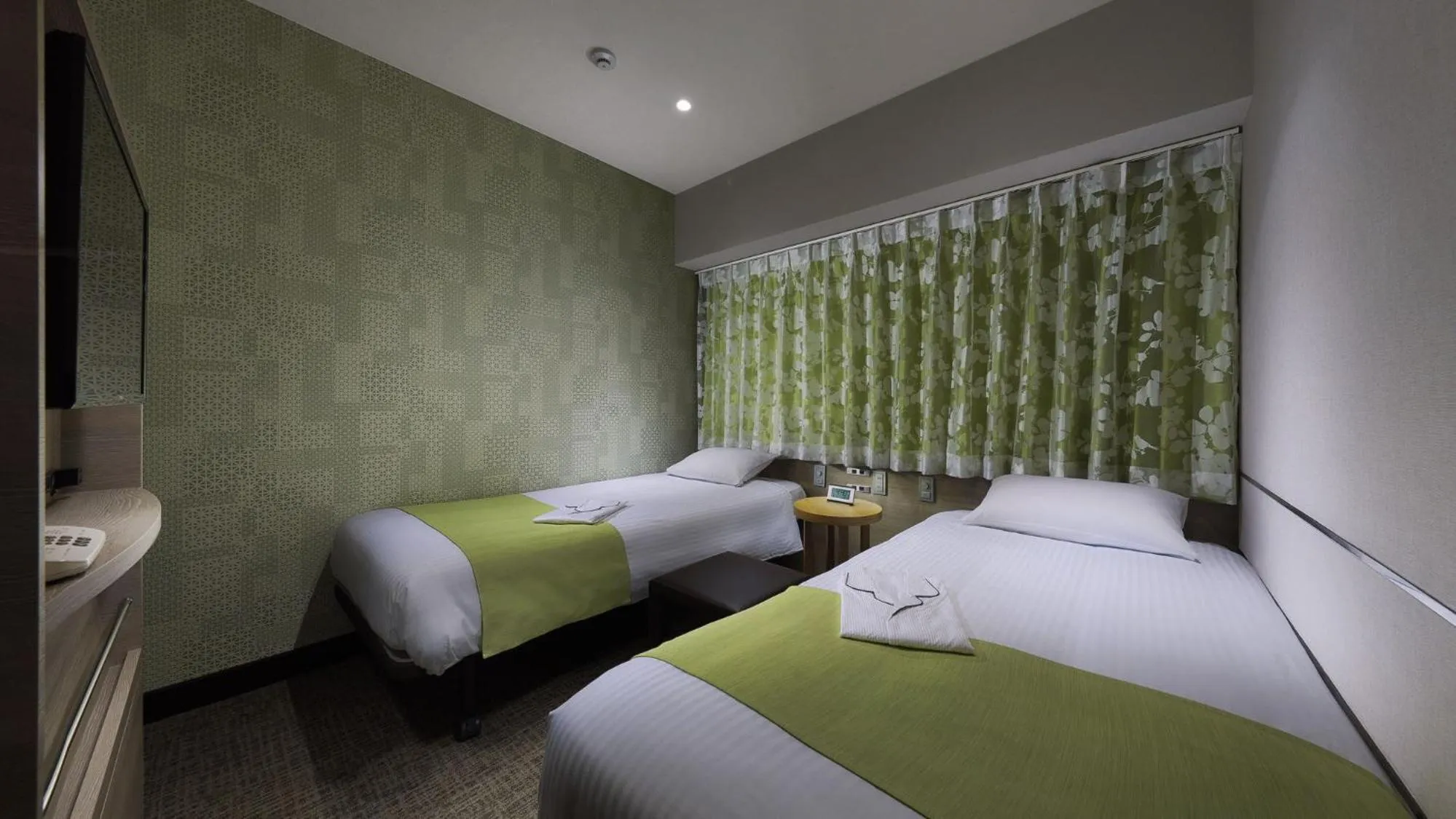 Standard Twin Room - single occupancy in Hotel Villa Fontaine Tokyo-Jimbocho