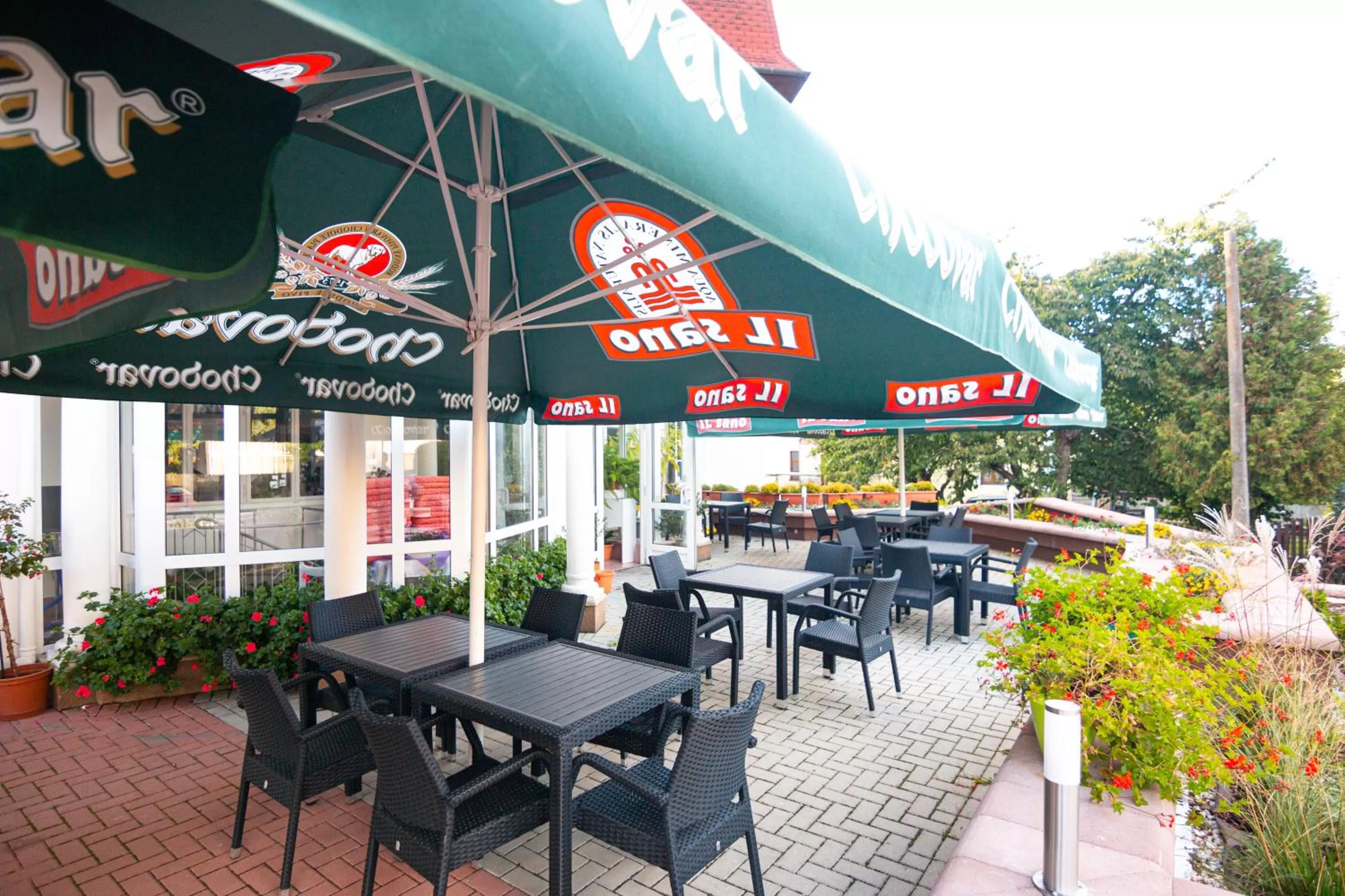 Restaurant/places to eat in Hotel Ferdinand