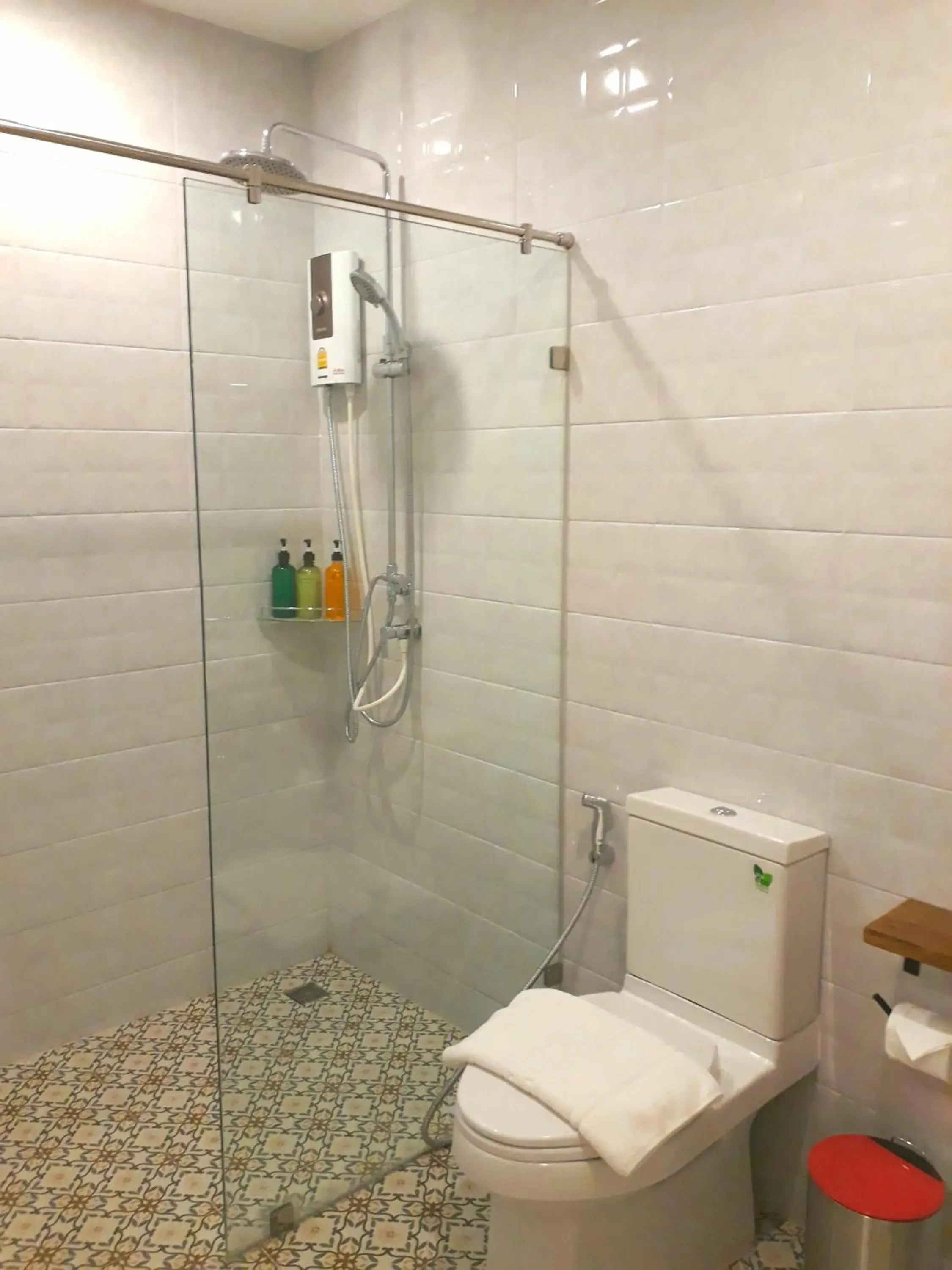 Shower, Bathroom in Siri Poshtel Bangkok (SHA Extra Plus)