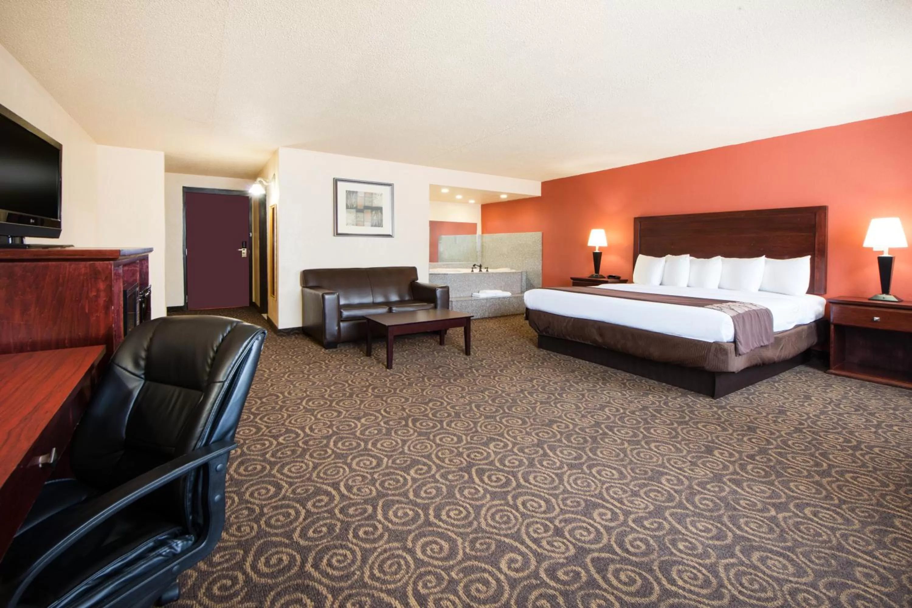 Photo of the whole room, Bed in Travelodge by Wyndham Enid